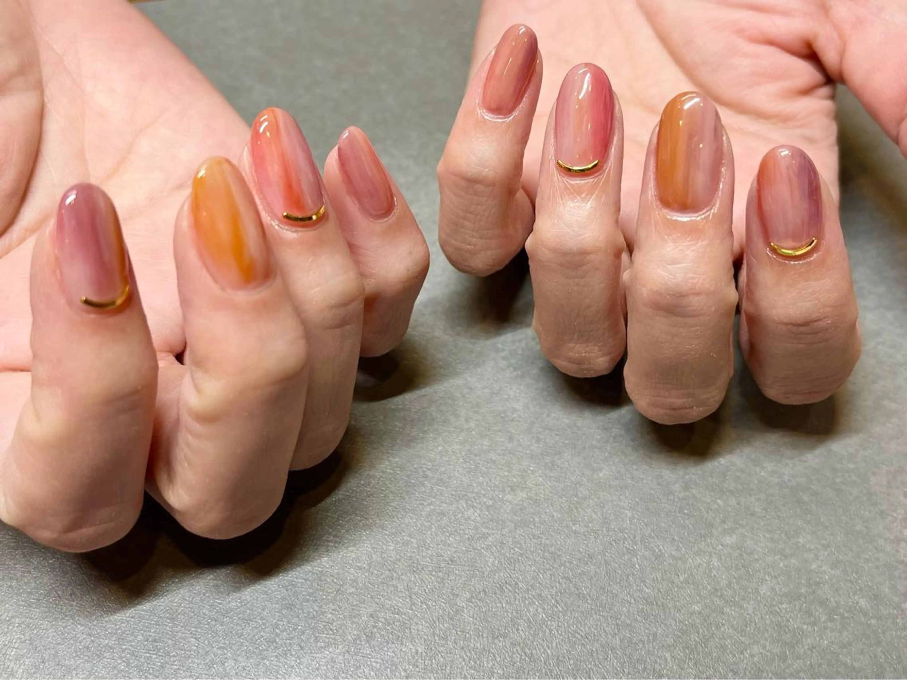 ネイル ニュアンスネイル スカルプネイル ハンドネイル 小河 仁美のネイルデザイン