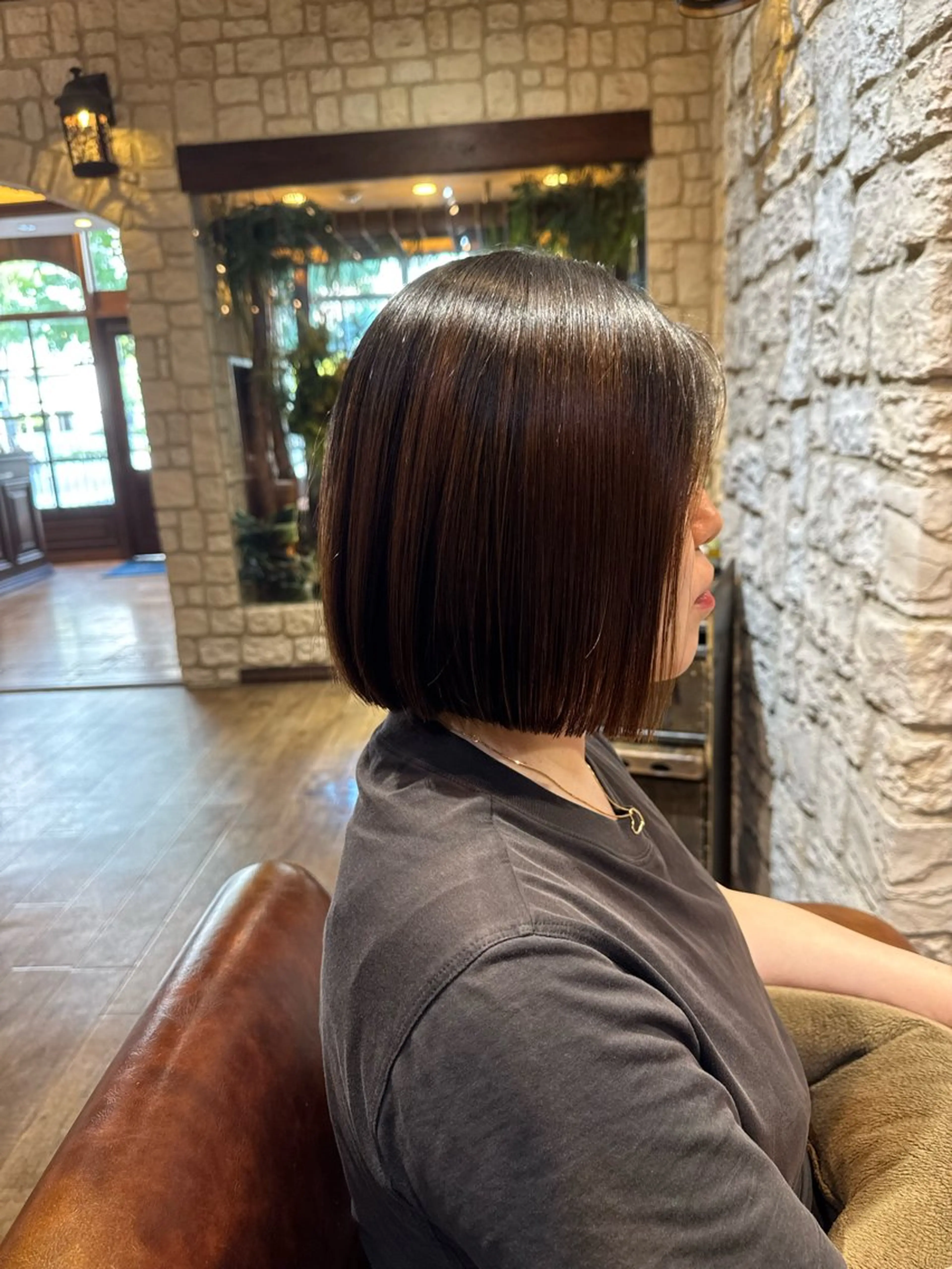 ミディアム ボブ 小野聡一郎/デザイン カラー/縮毛矯正特化のヘアスタイル