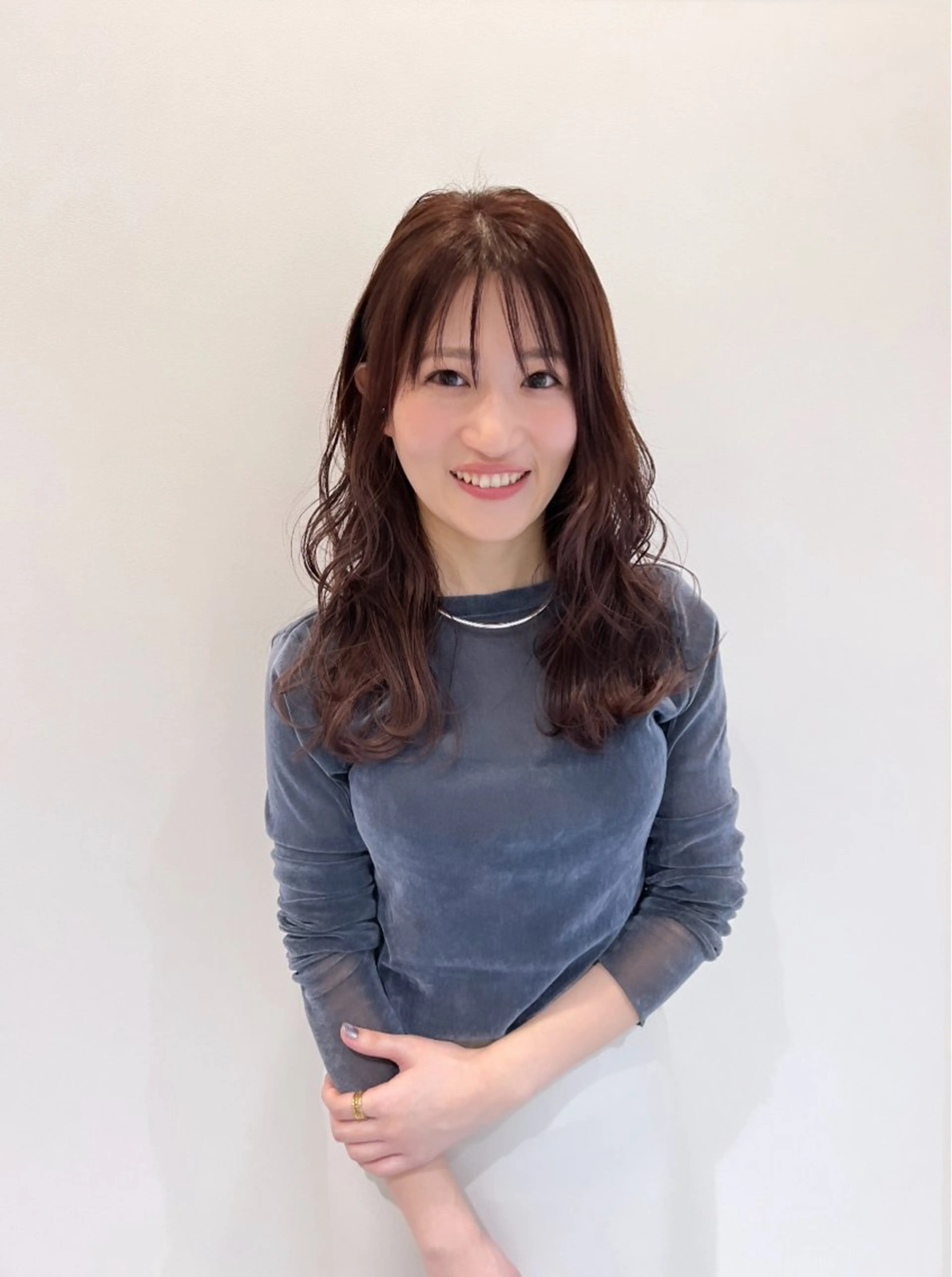 ミディアム カット ヘアカラー トリートメント Yuu's所属・Yuu's 【ユウズ】のヘアスタイル