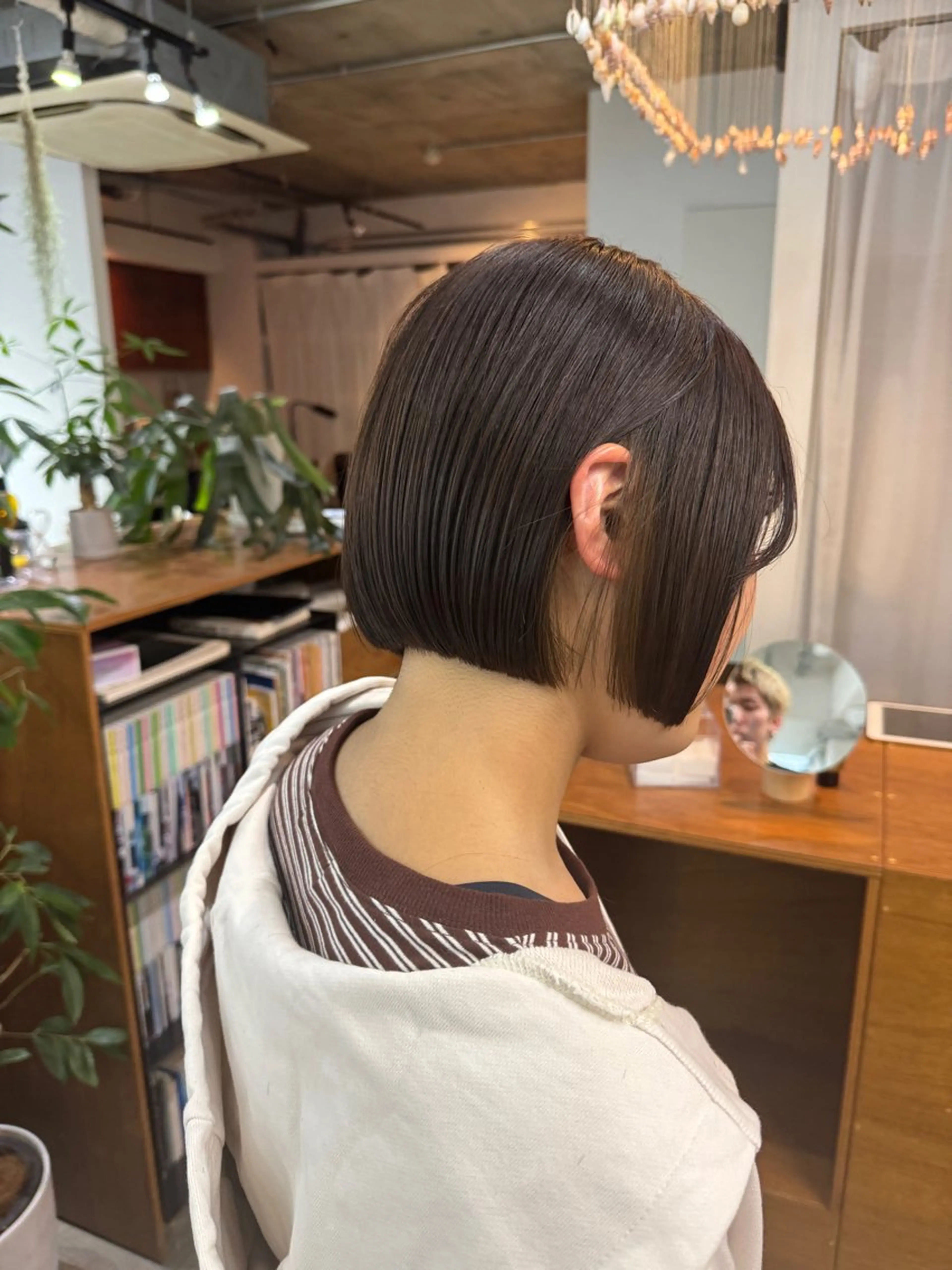 ショート ボブ 奥村 紘のヘアスタイル
