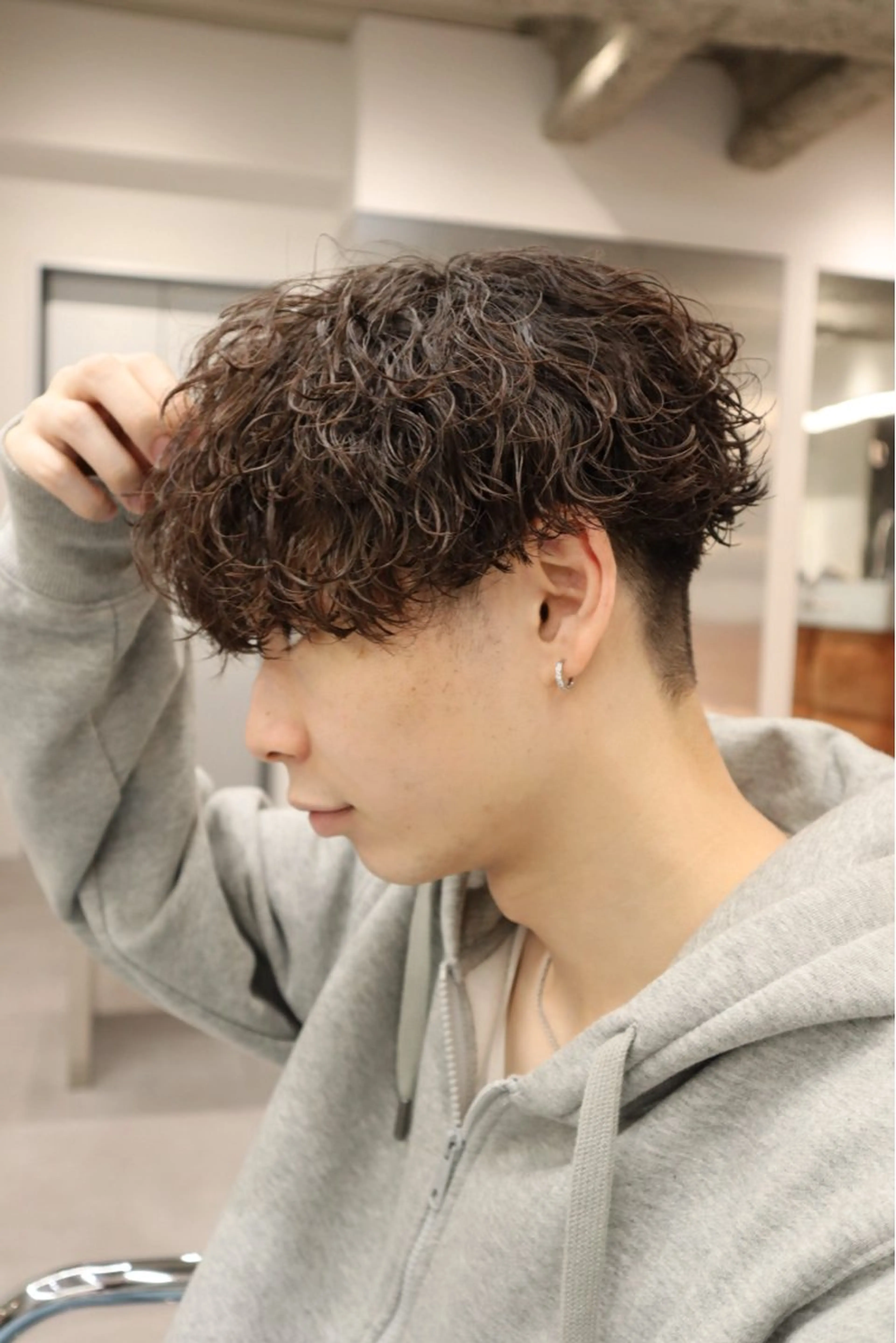 ショート パーマ メンズ カット パーマ トリートメント ヘアセット メンズ特化   西野 晴紀のヘアスタイル