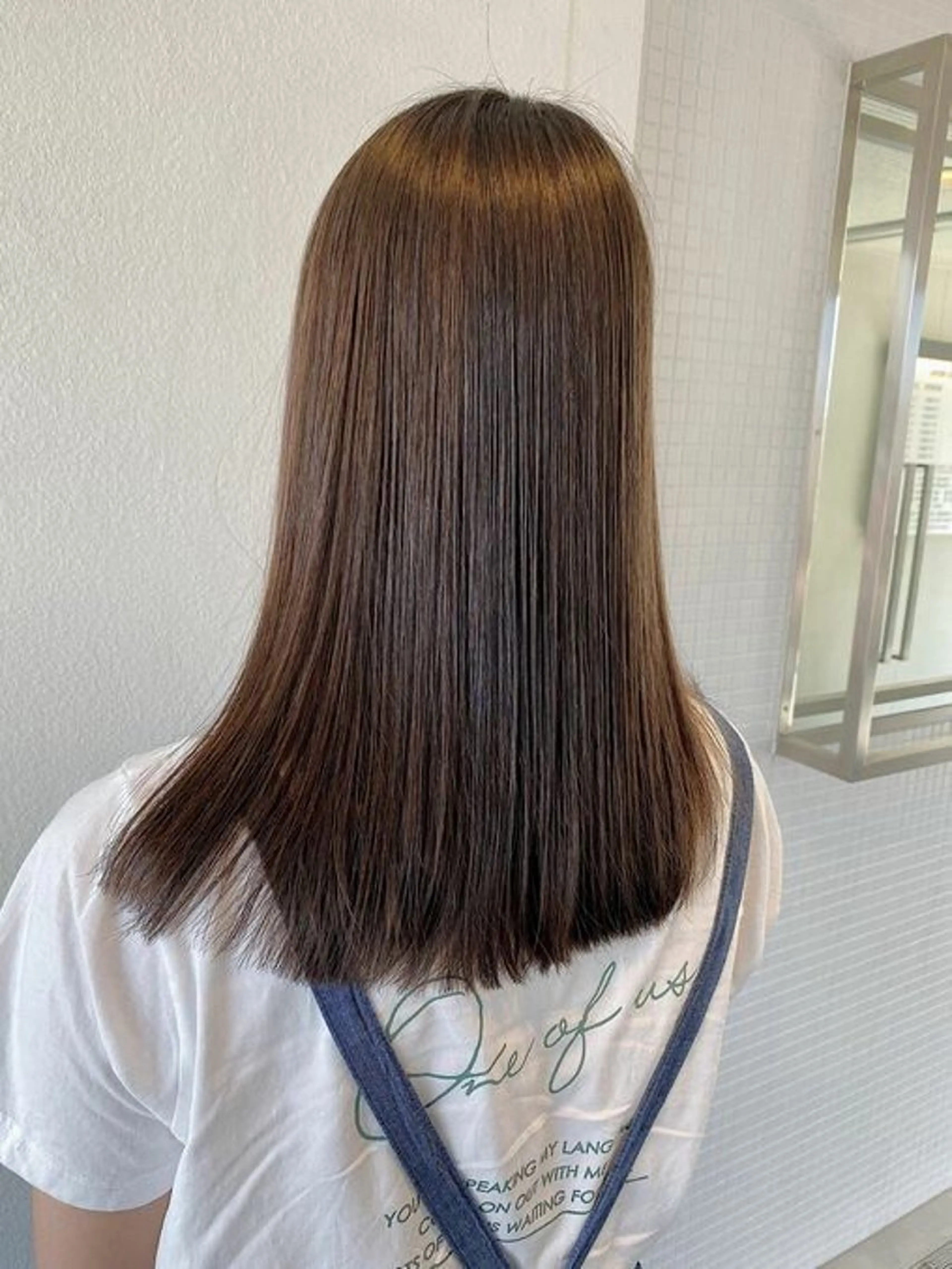 セミロング パーマ 山本 俊のヘアスタイル