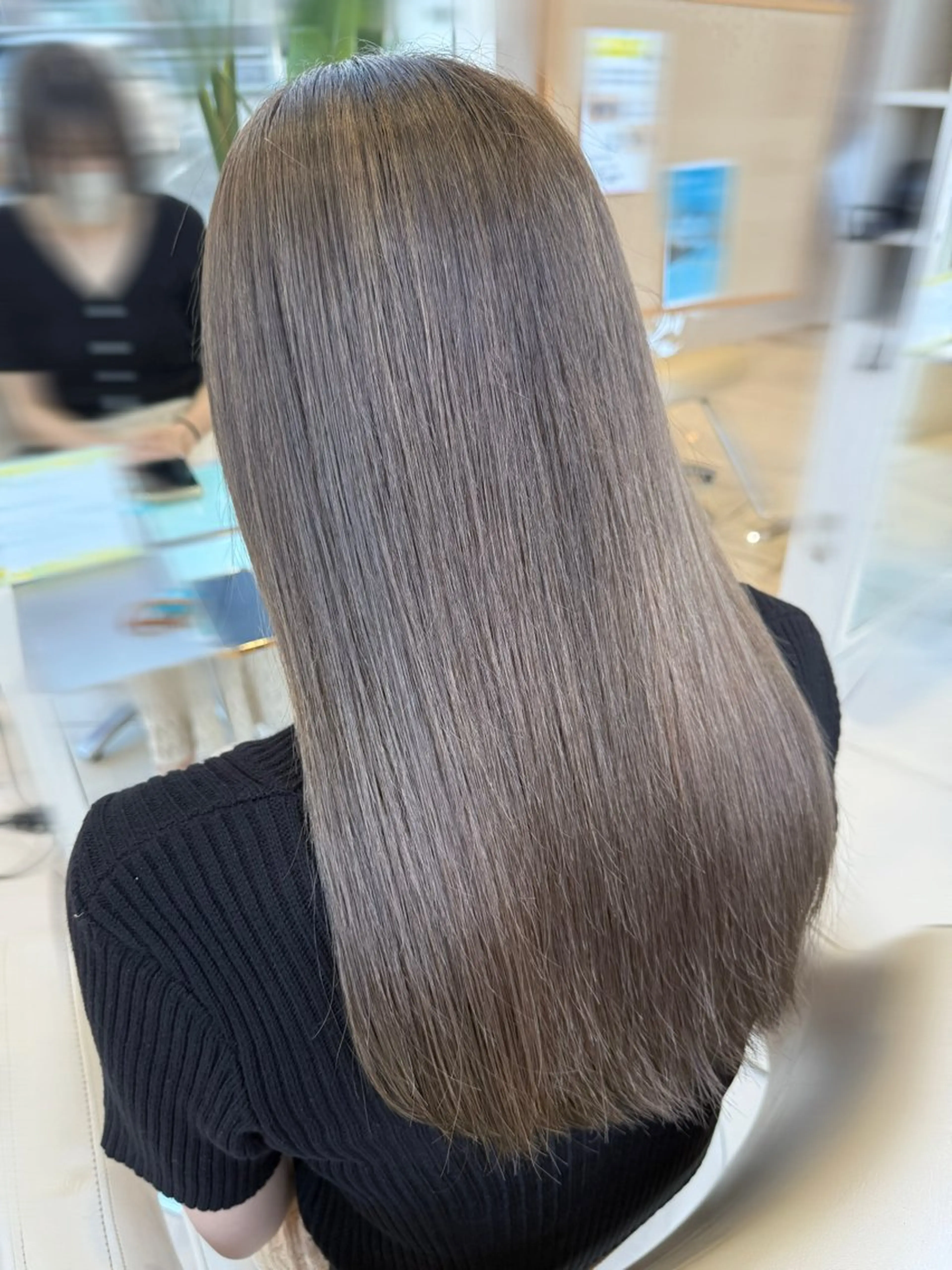 ロング カラー アンフェリール原島店 ハイトーン/レイアのヘアスタイル