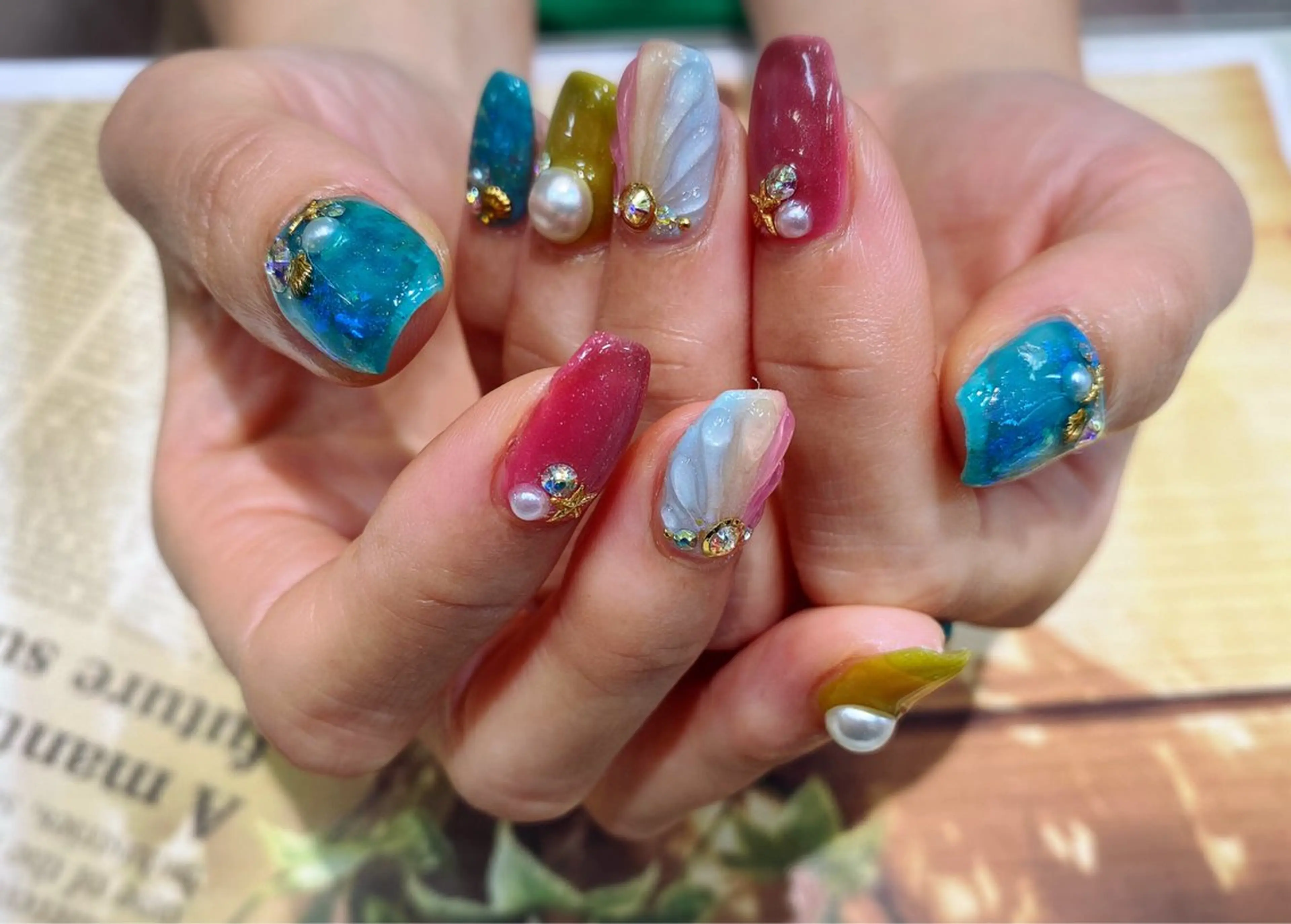 ネイル マグネットネイル ハンドネイル ネイルサロン nail_upのネイルデザイン