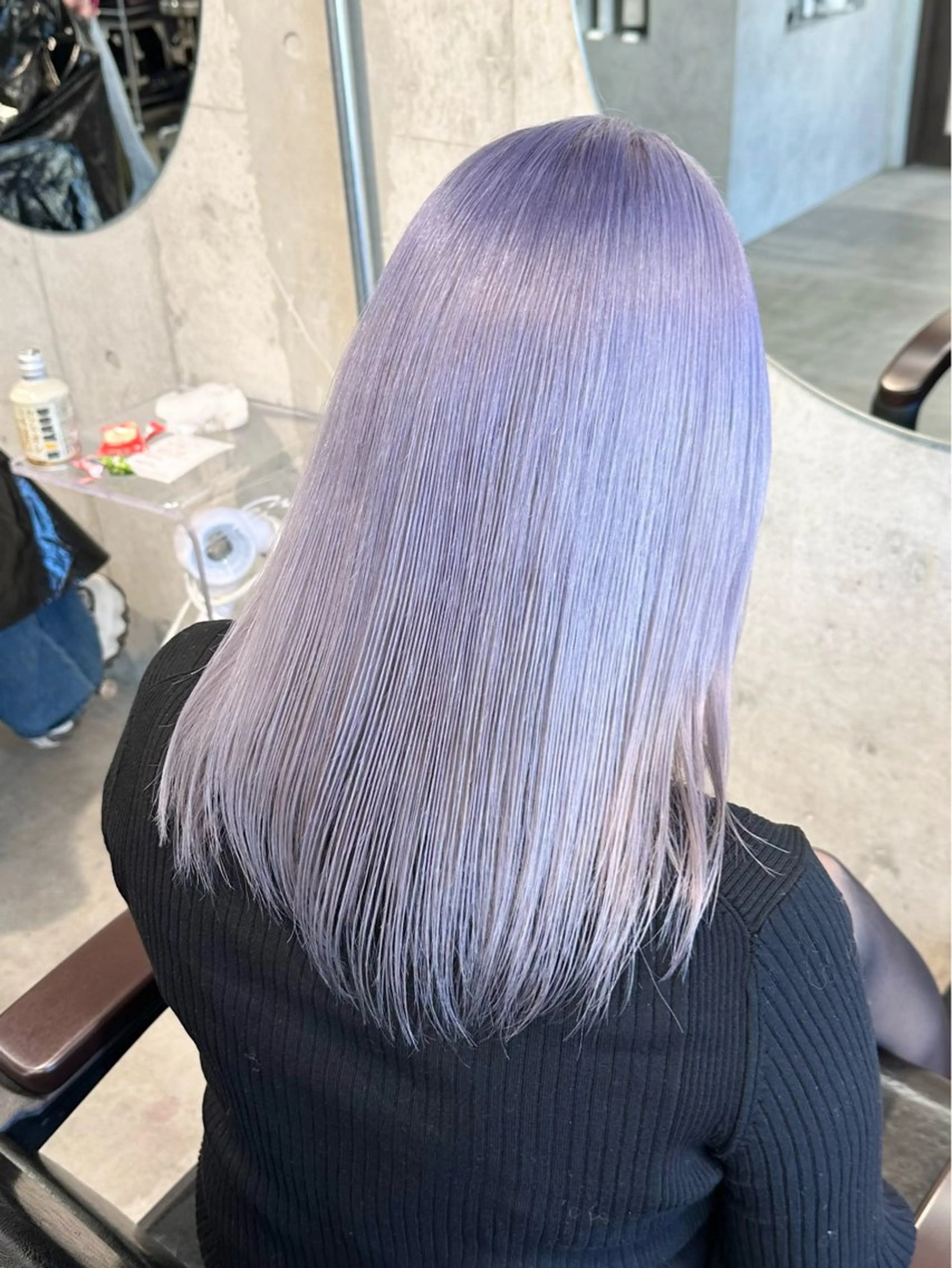 ミディアム カット ヘアカラー トリートメント 🩵艶ハイトーン 🩵 𝓨𝓤𝓤のヘアスタイル