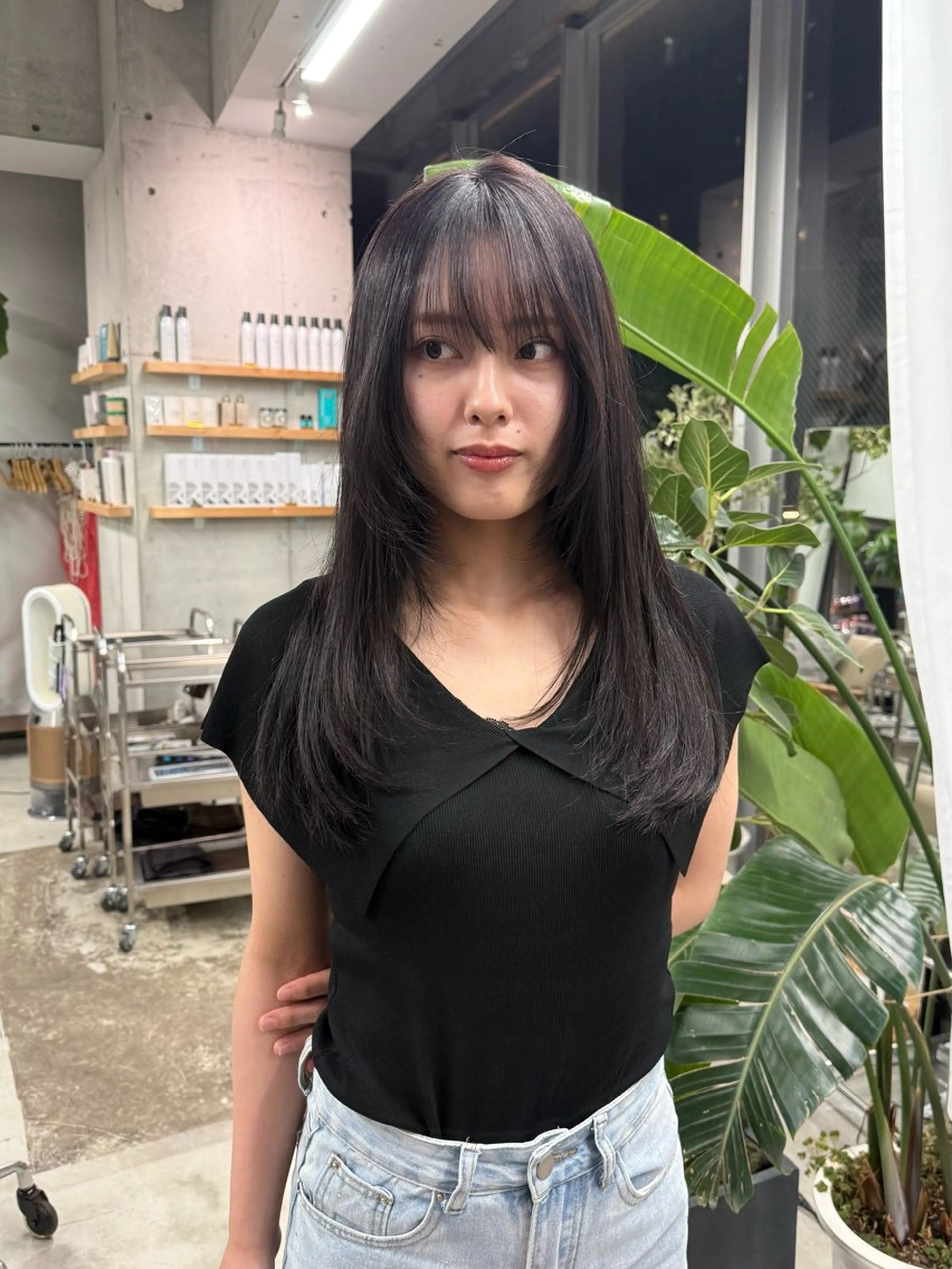 セミロング レイヤーカット カット ヘアカラー U-fuショート 伊藤拓海のヘアスタイル