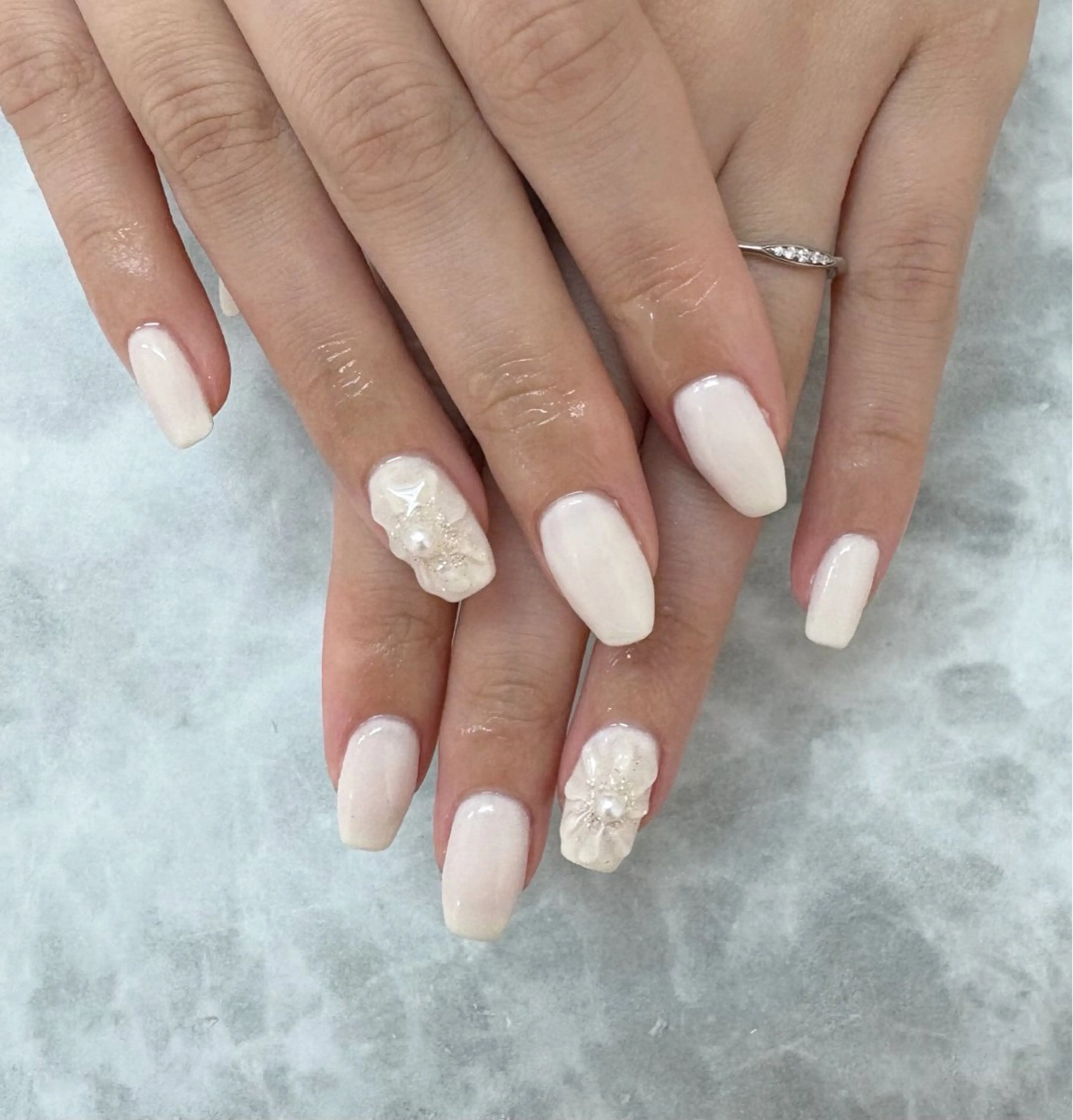【10/5限定】（オフなし）ハンド💅🏻《ワンポイントアートコース🎀》パラジェル変更+¥1,100✨／横浜関内の写真