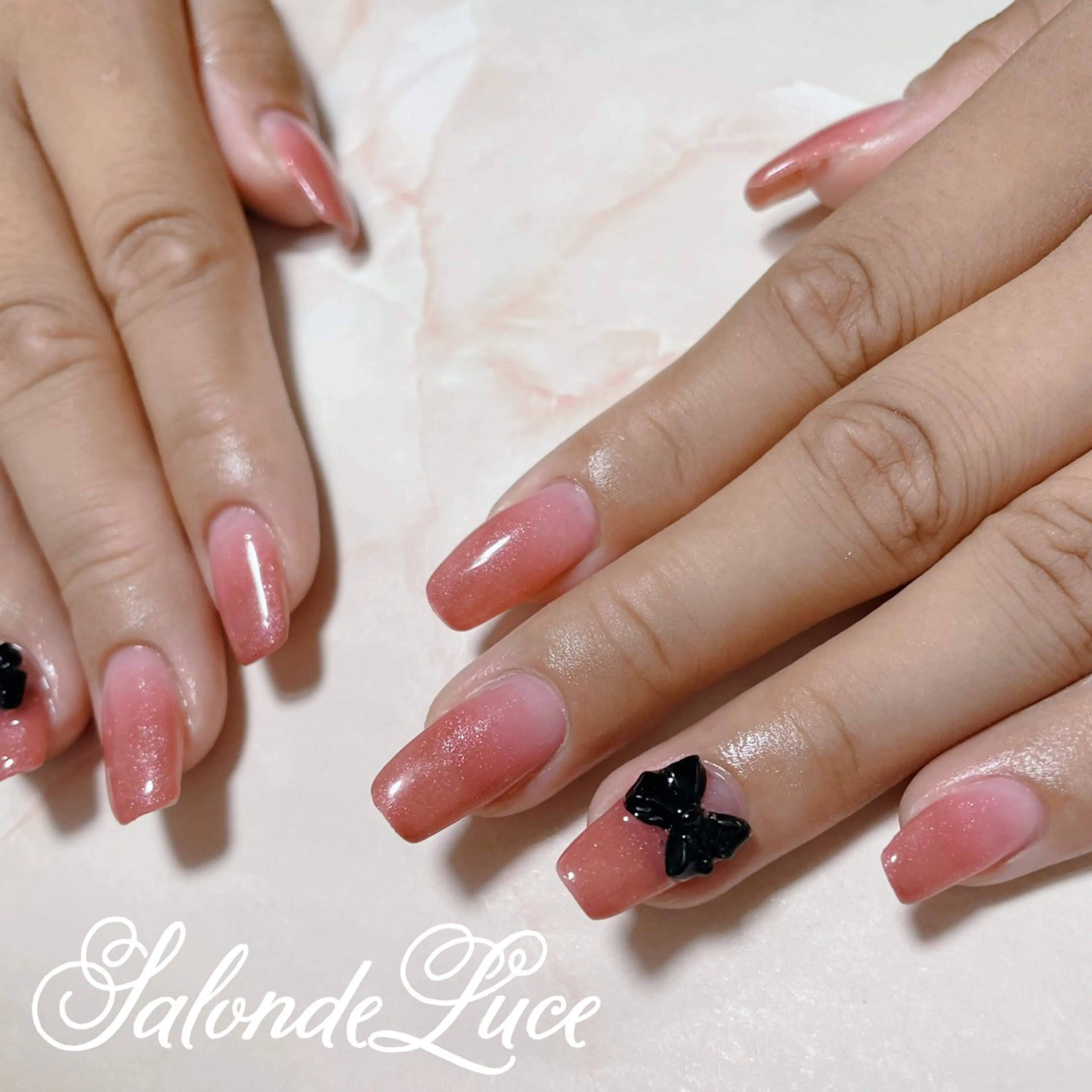 ネイル グラデーション リボン Salon de Luceのネイルデザイン