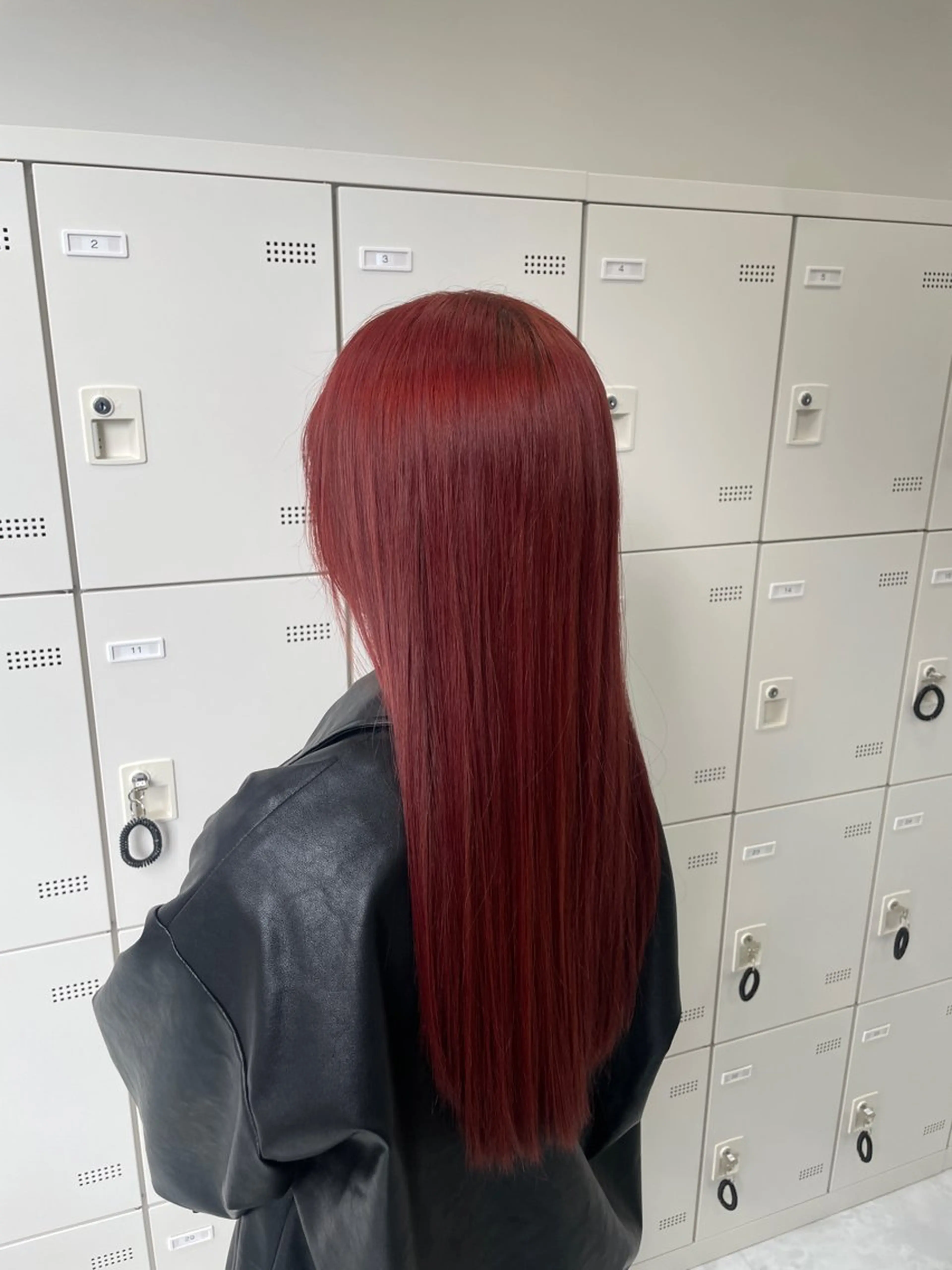 ロング 髪質改善 トリートメント ヘアカラー 大人上品🤍明るめ ベージュ🤍REOのヘアスタイル