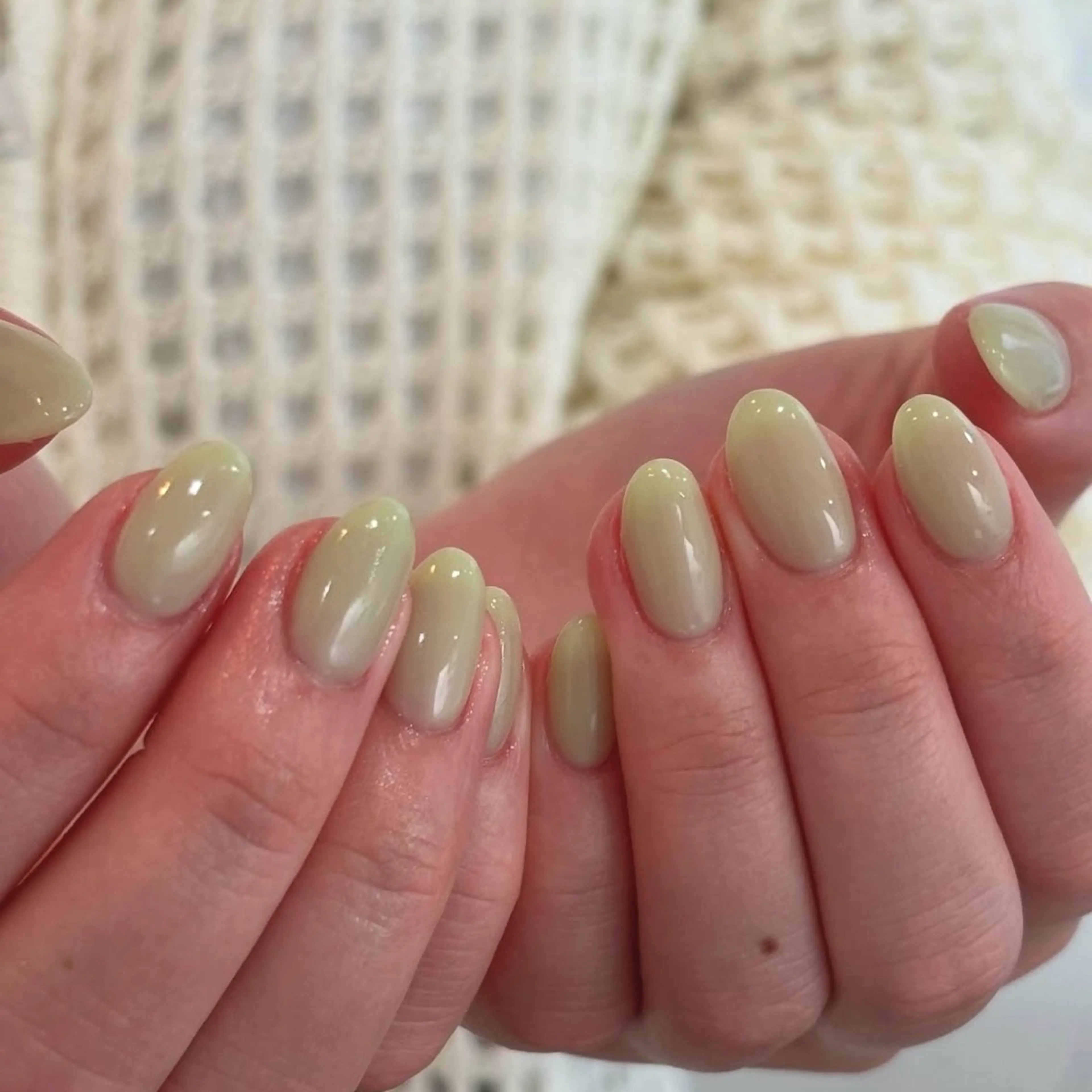 ネイル ニュアンスネイル ワンカラーネイル mer fudge所属・mer-fudge- shioriのネイルデザイン