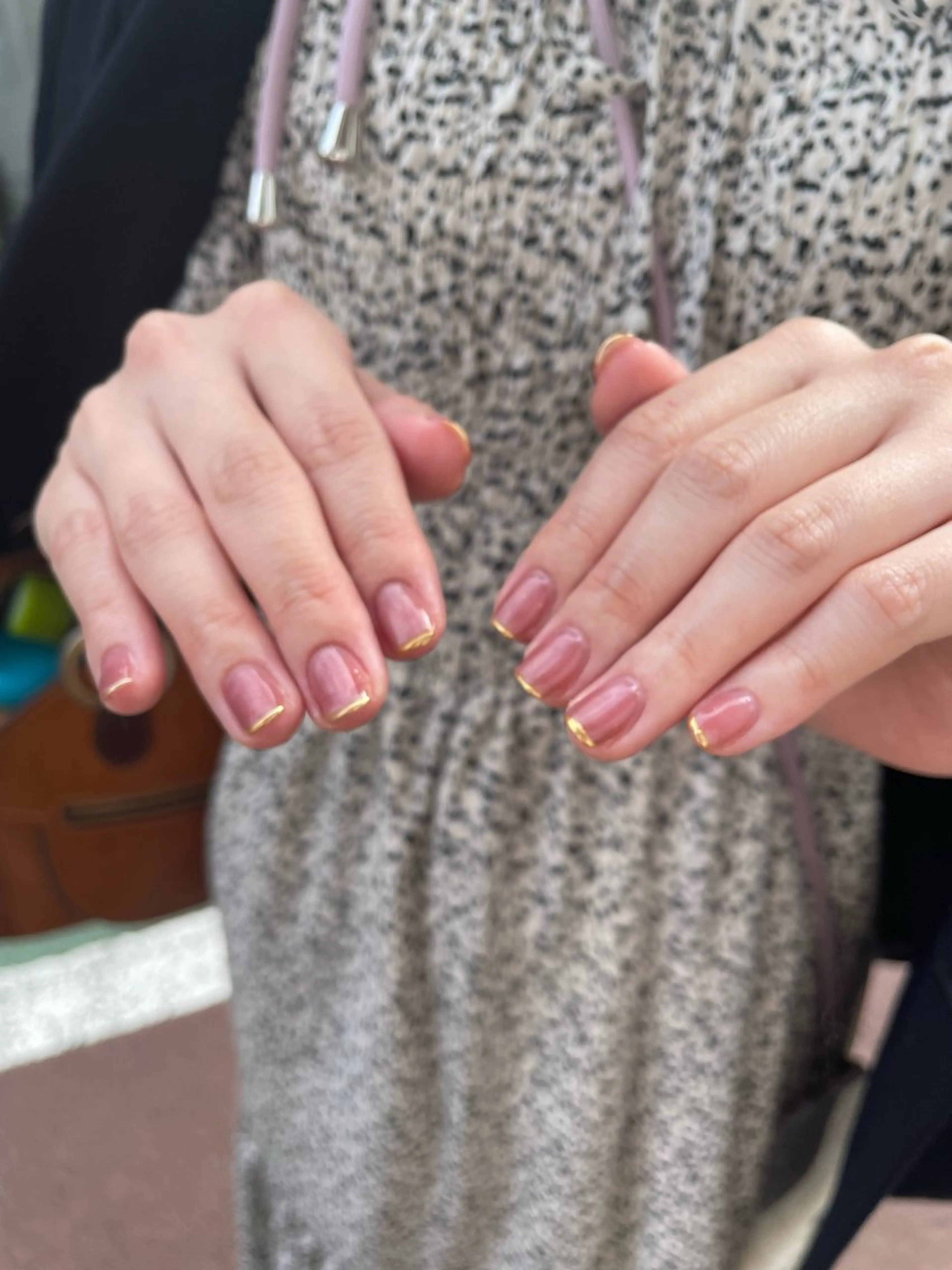 ネイル ハンドネイル ハンドケア R'well所属・はばすみれ🎀ﾈｲﾙ 光ﾌｪｲｼｬﾙ ﾍｱのネイルデザイン