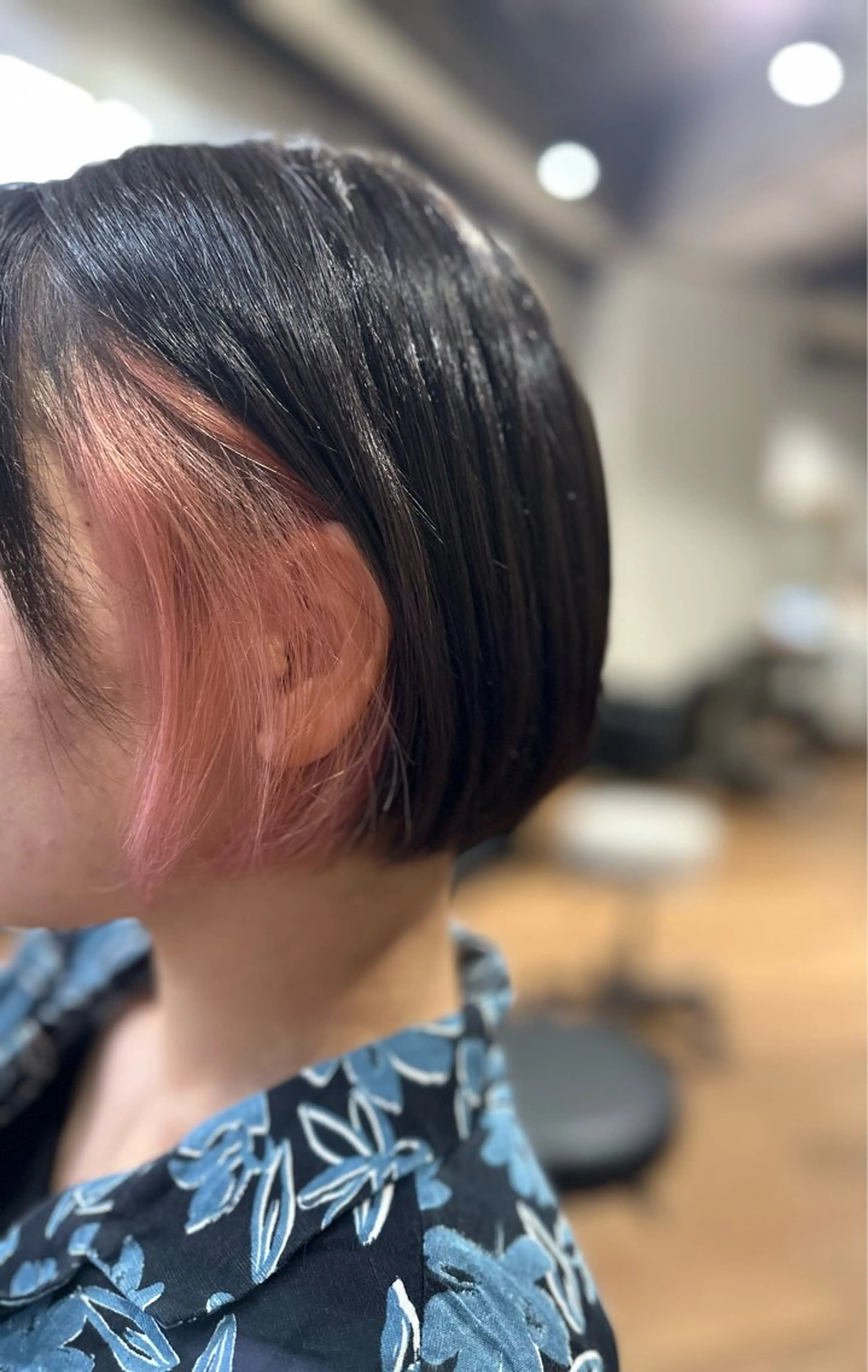 ショート ヘアカラー ✂️秋葉原 🤍YURI🤍のヘアスタイル