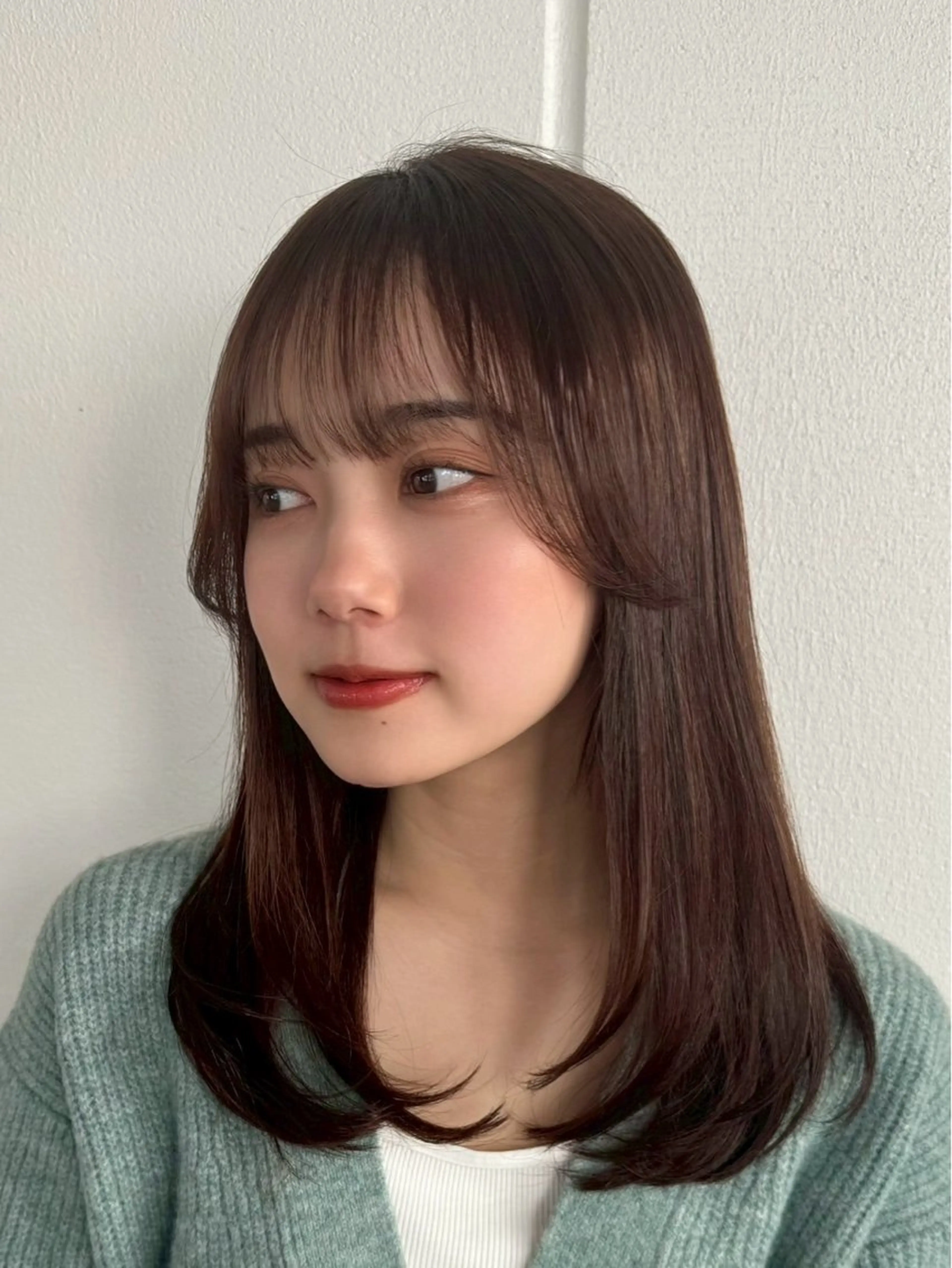 セミロング カット ヘアカラー new open Farbeのヘアスタイル