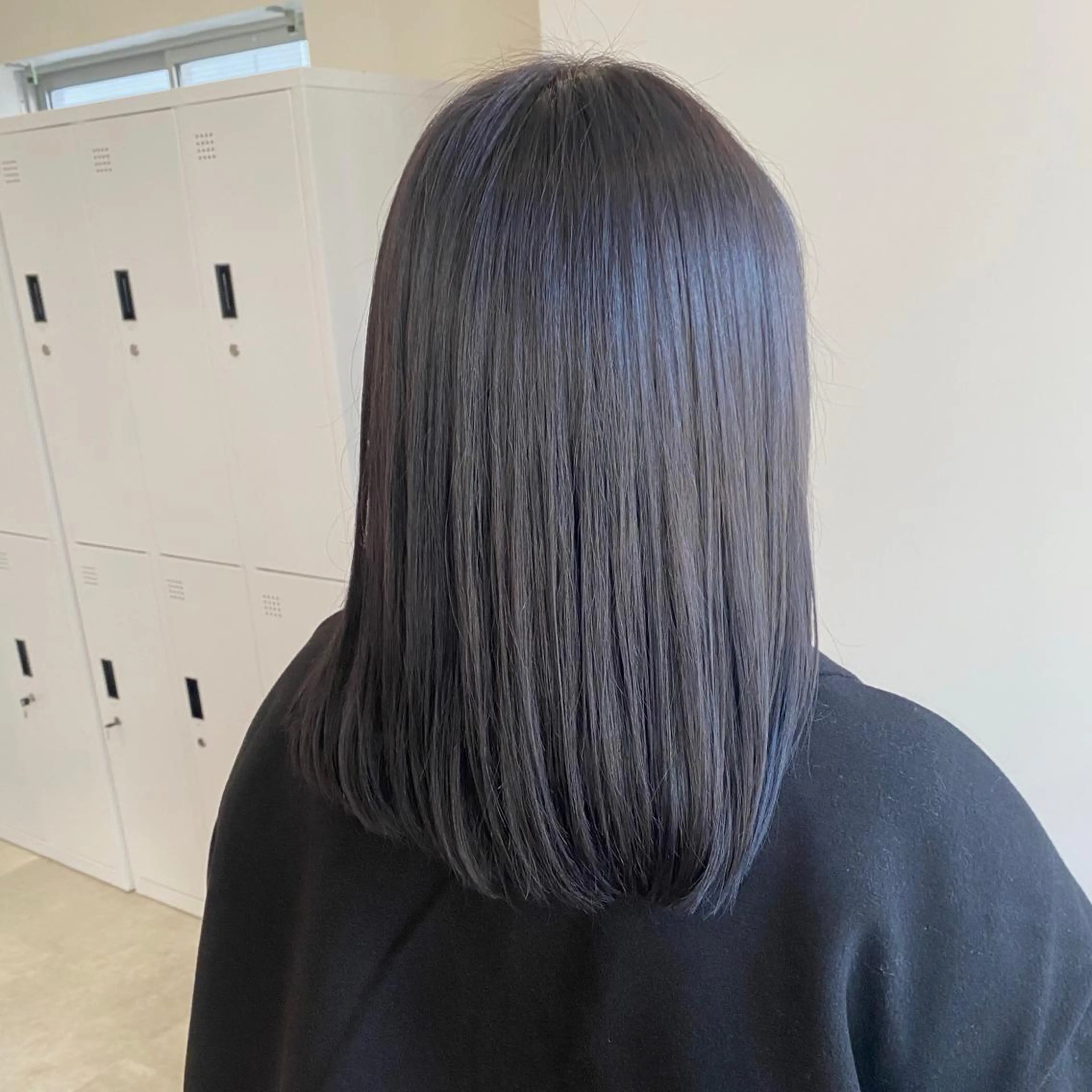 前髪カット　イルミナカラー　ハホニコトリートメントの写真
