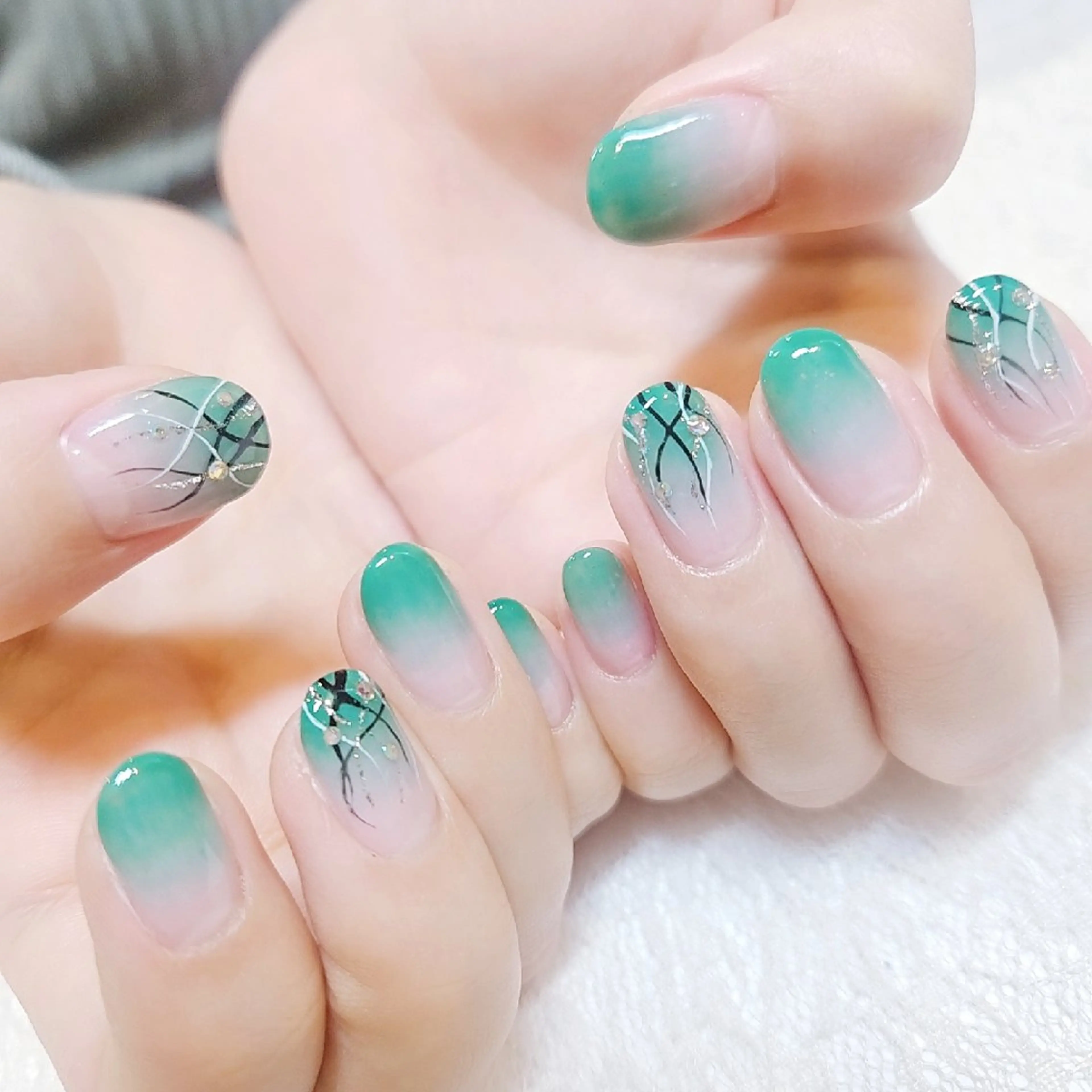 ネイル Nail salon Wisteria 所属・Nailsalon  Wisteriaのネイルデザイン