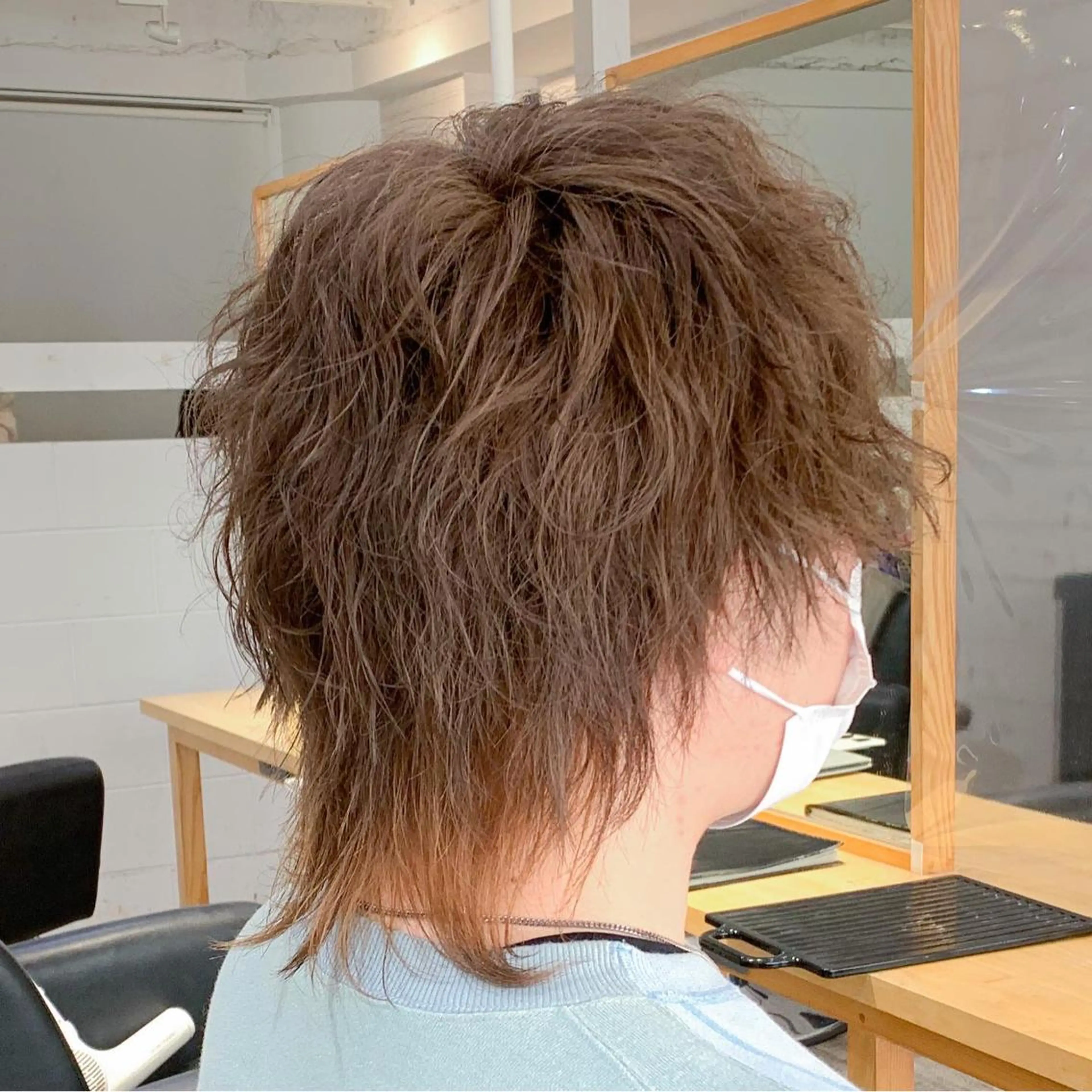 ショート パーマ メンズ メンズパーマ メンズツイストパーマ メンズウルフカット ウルフカット ツイストパーマ 鈴木 悠平のヘアスタイル