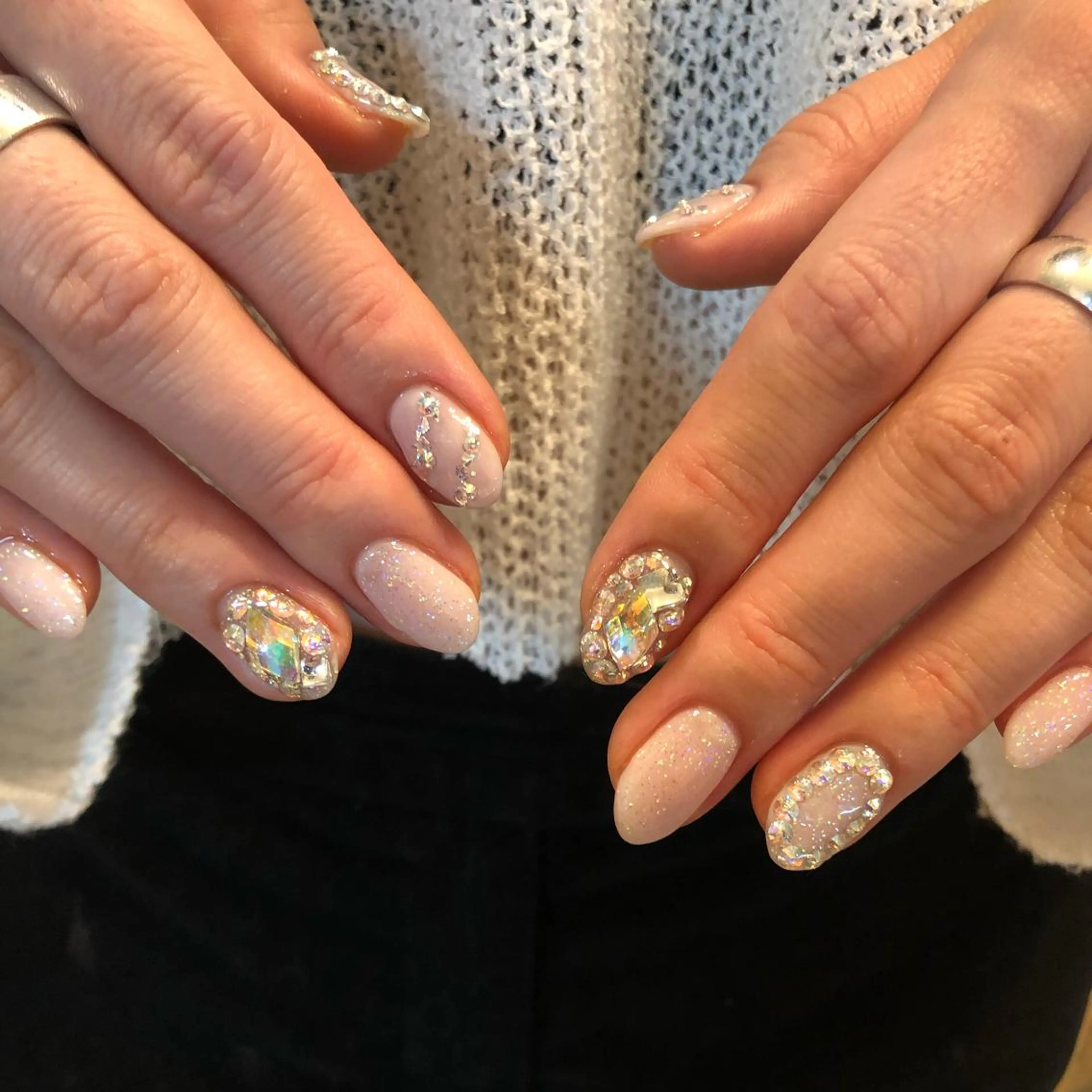 ネイル ハンドネイル フットネイル ハンドケア Nes.Nail所属・Miyagi Asamiのネイルデザイン
