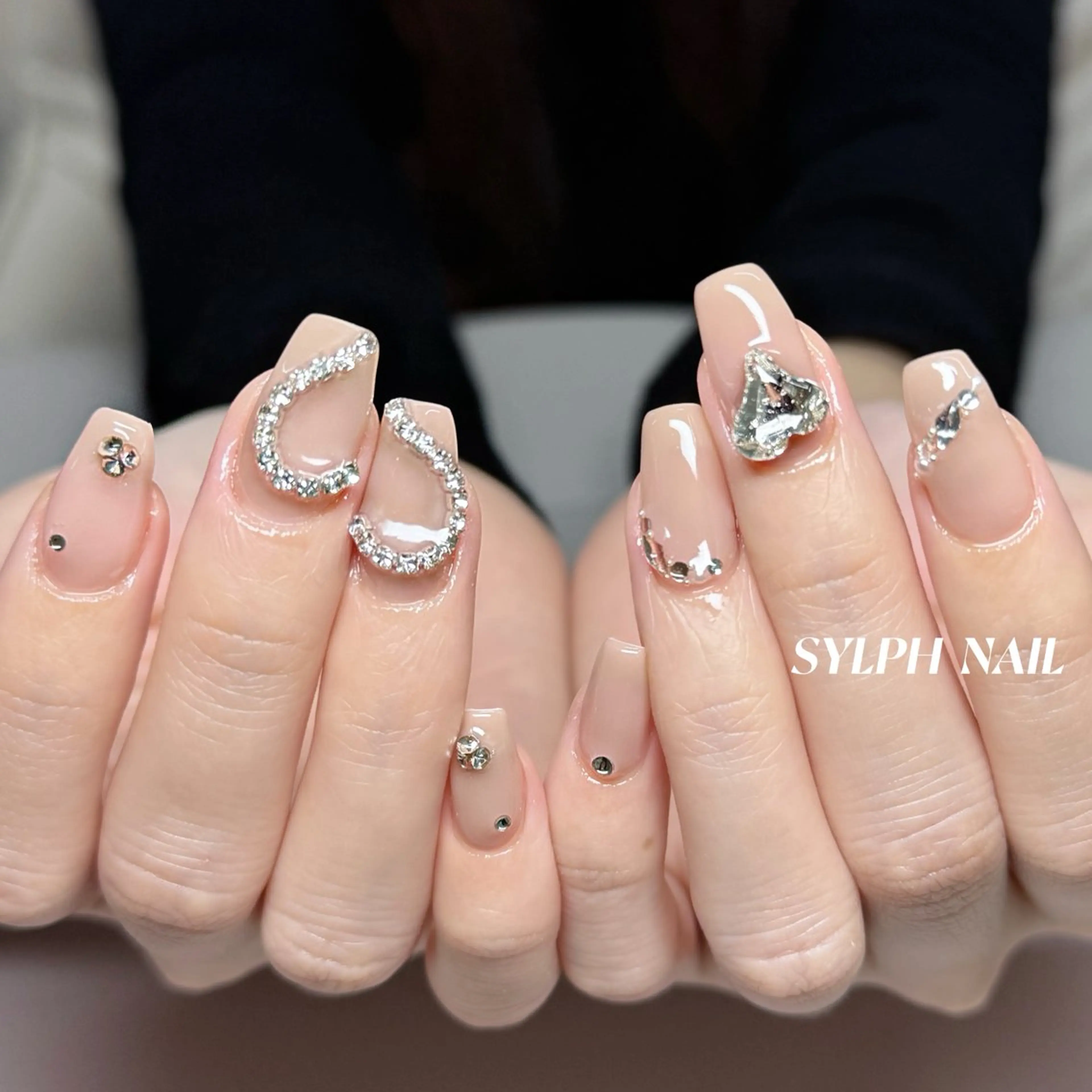 ネイル ハンドネイル Trend Nail シルフのネイルデザイン