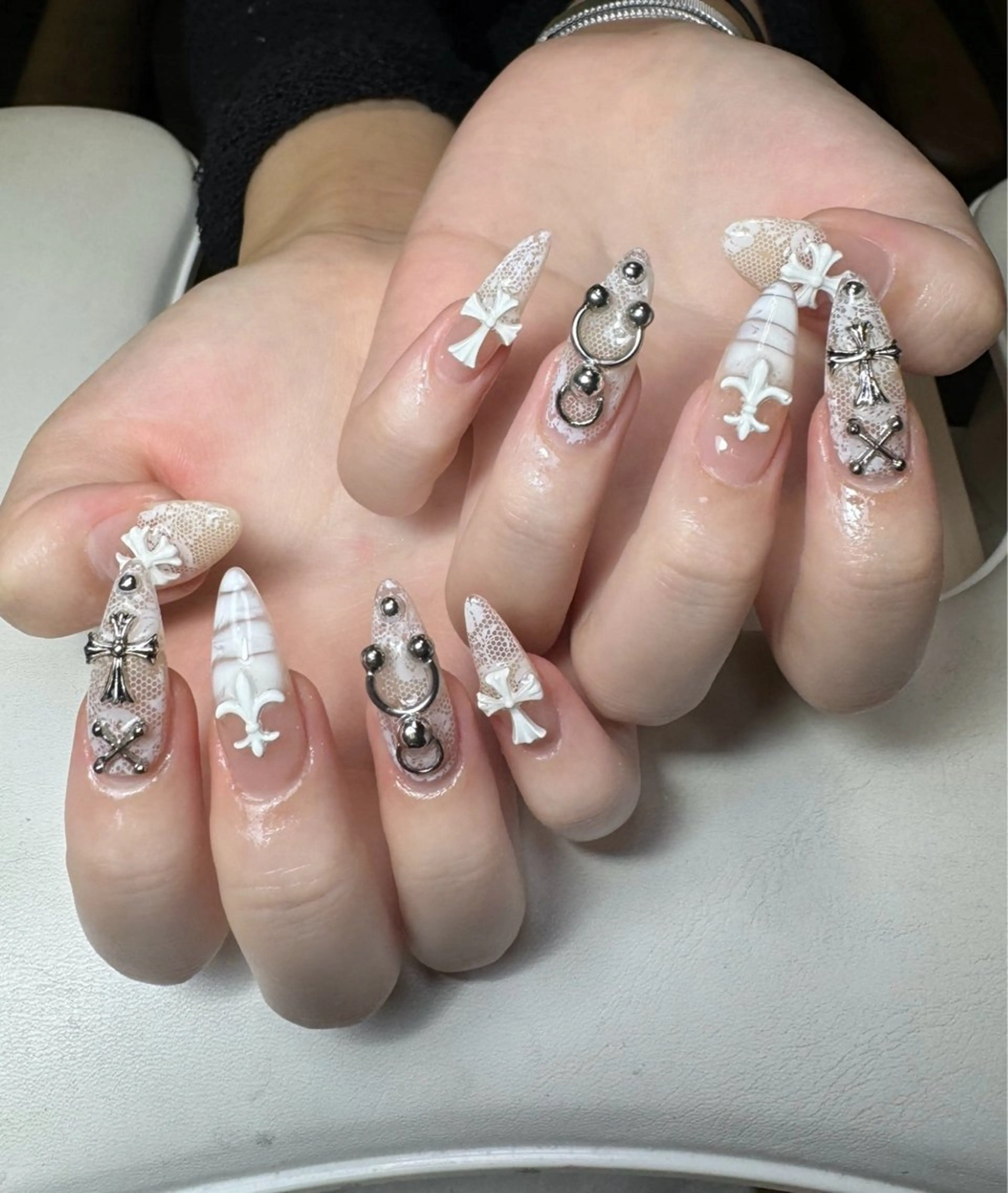 ネイル ハンドネイル ain nailのネイルデザイン