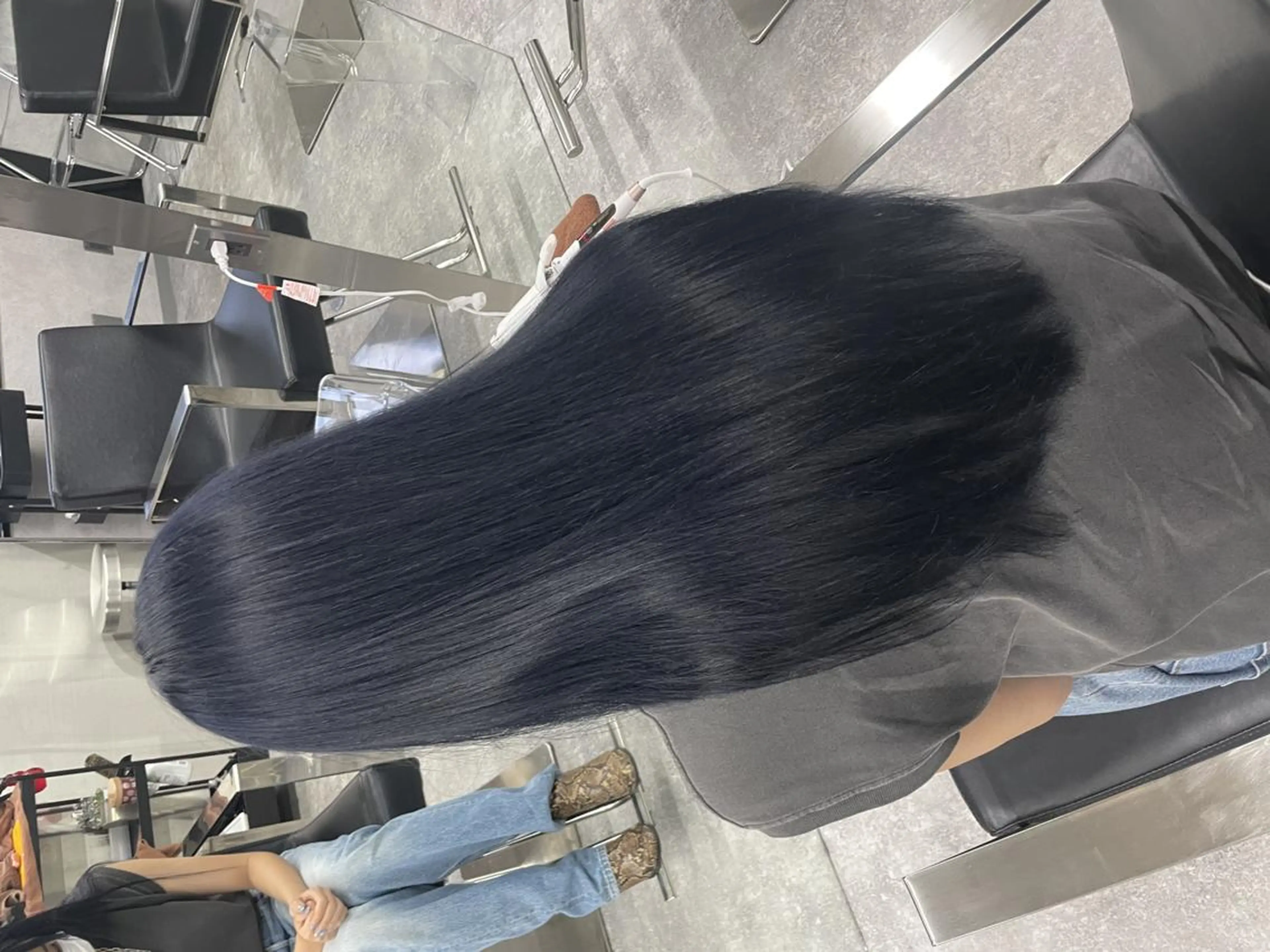 カラー ロング パーマ ヘアアレンジ キッズ メンズ ネイル アイブロウ マツエク・マツパ ショートボブ メンズバレイヤージュ メンズブリーチ メンズハイライト メンズハイトーン ブリーチ🌈金崎 江坂駅横すぐのヘアスタイル