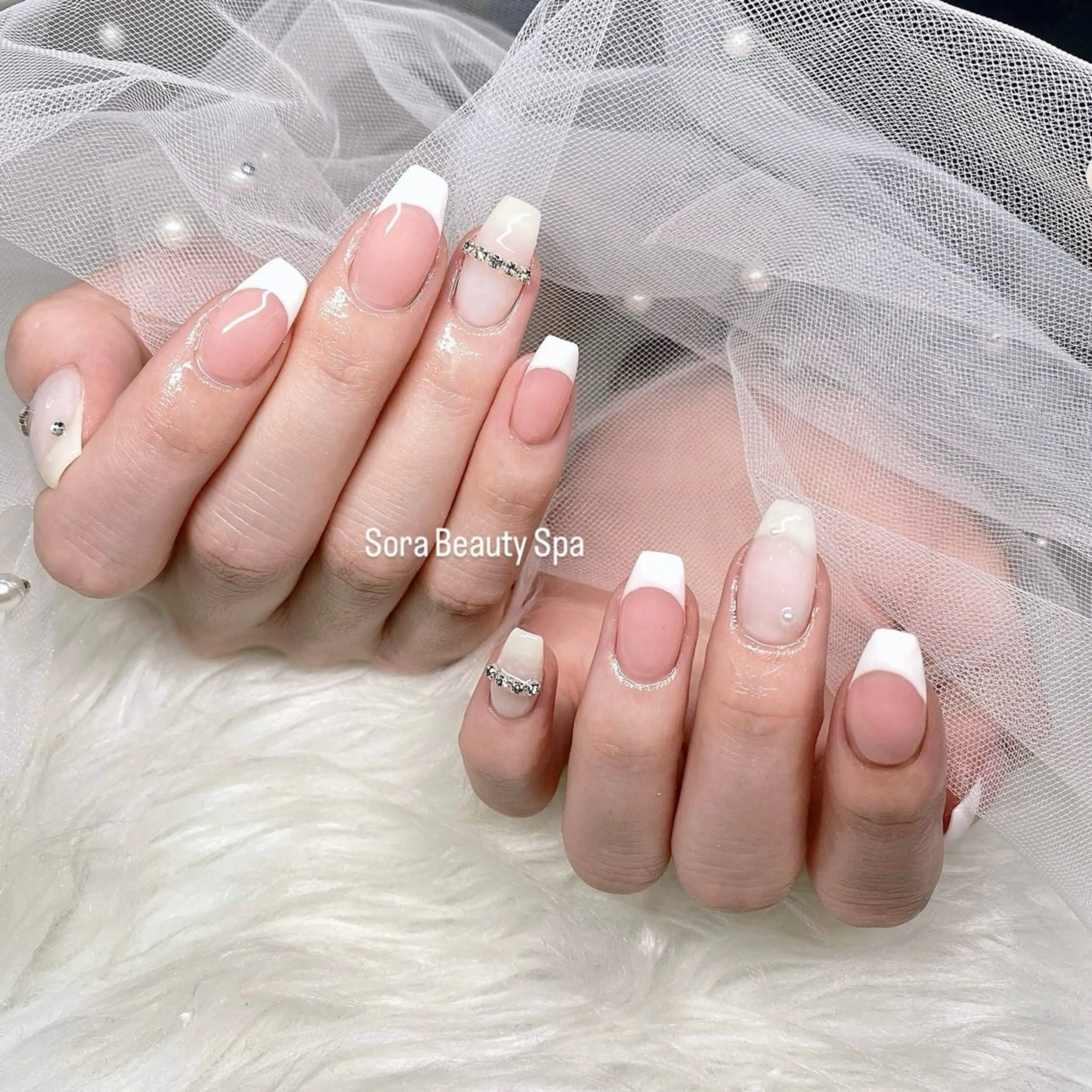 ネイル ストーンネイル Sora Nail Ayaseのネイルデザイン