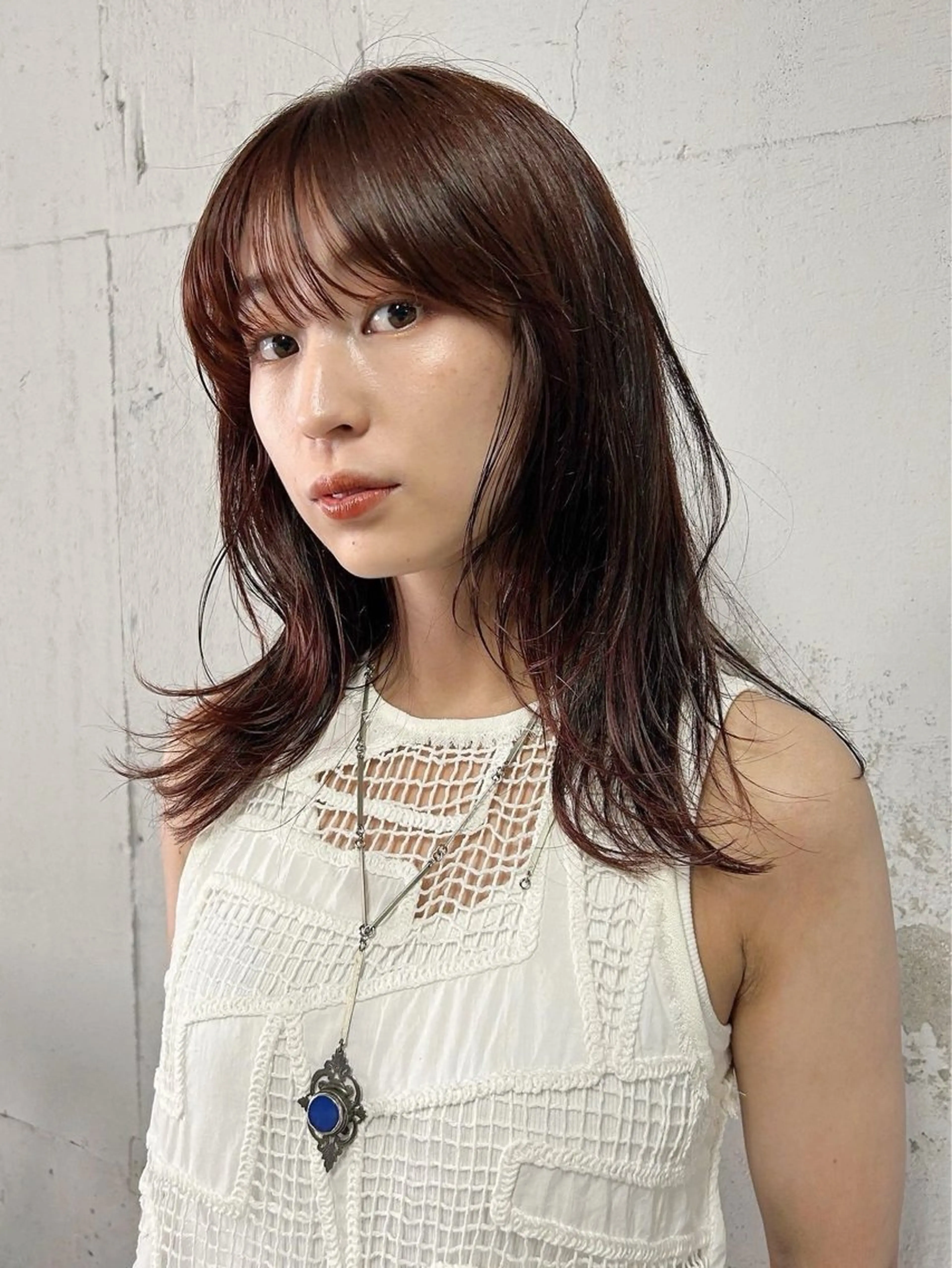 セミロング カラー Vibe所属・hanami パーマ/透明感カラーのヘアスタイル