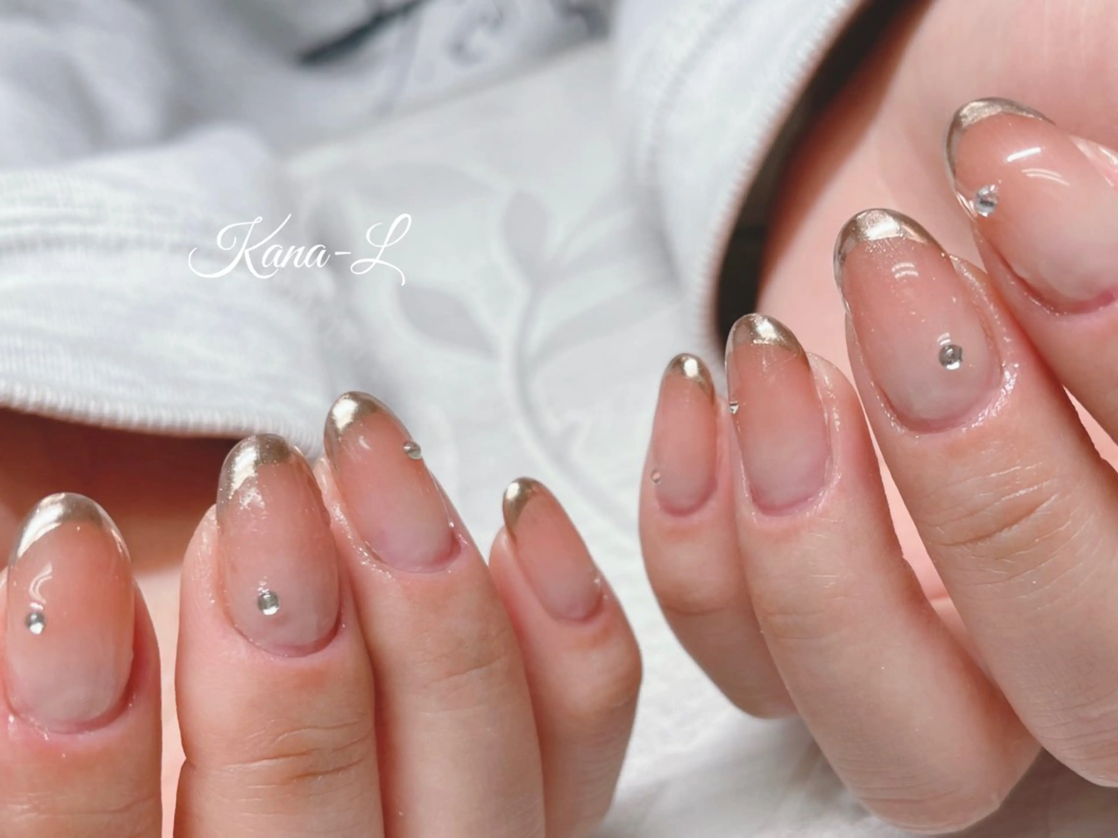 ネイル フレンチネイル ジェルネイル グラデーション 韓国ネイル ミラーネイル 芦辺 香奈のネイルデザイン