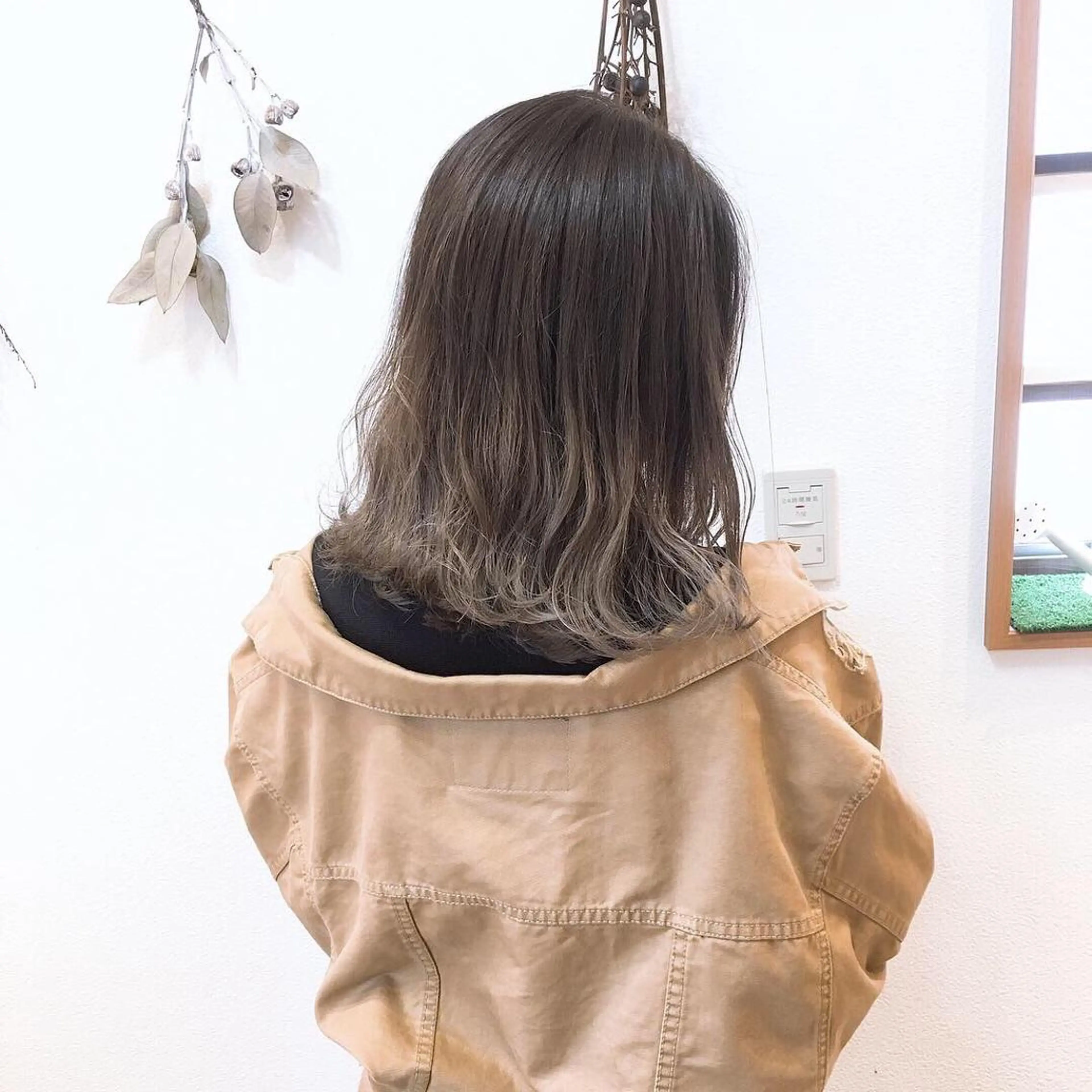 ミディアム カラー ショート、ボブ シマダマサトのヘアスタイル