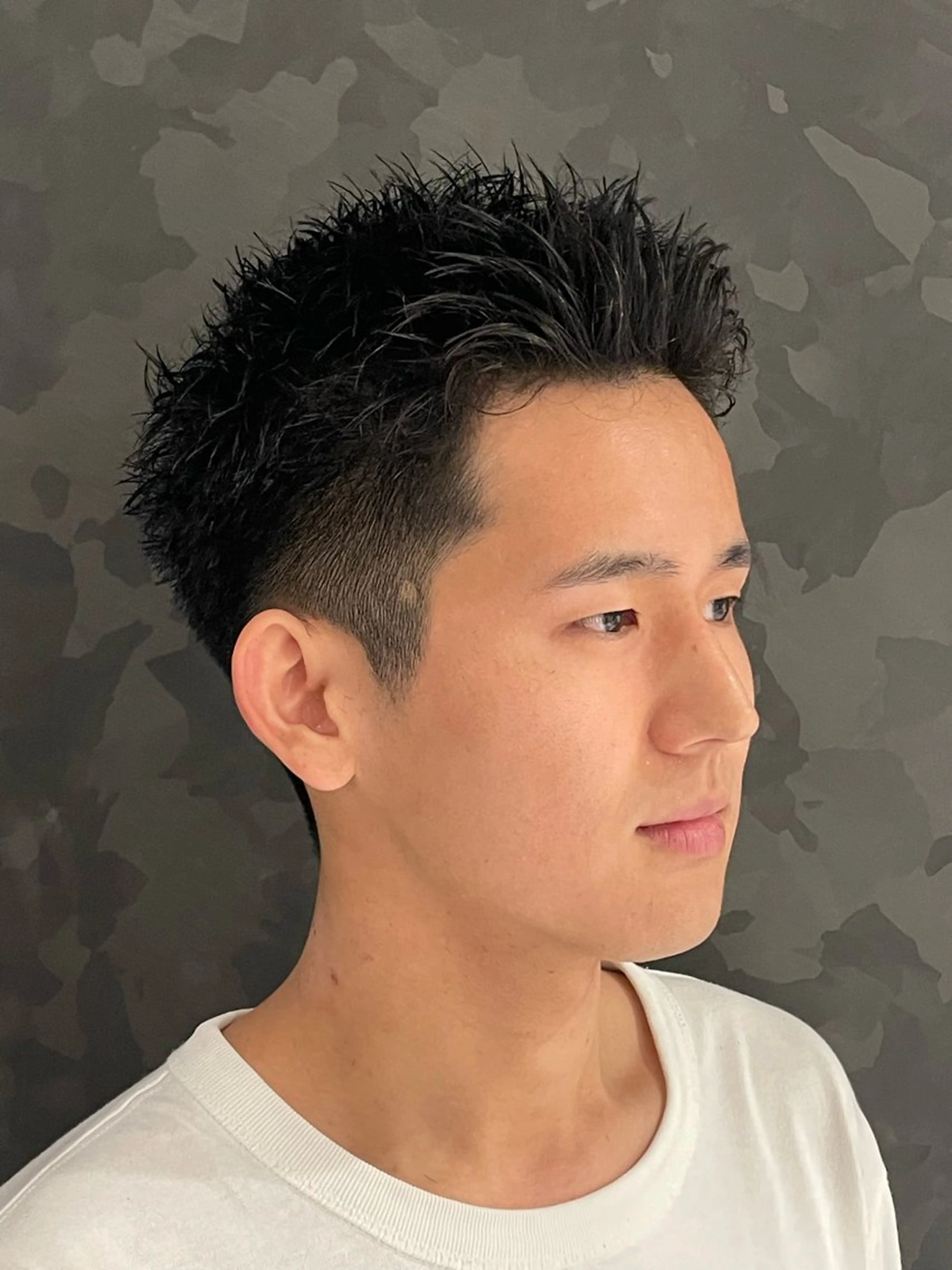 スパイキーショートの写真