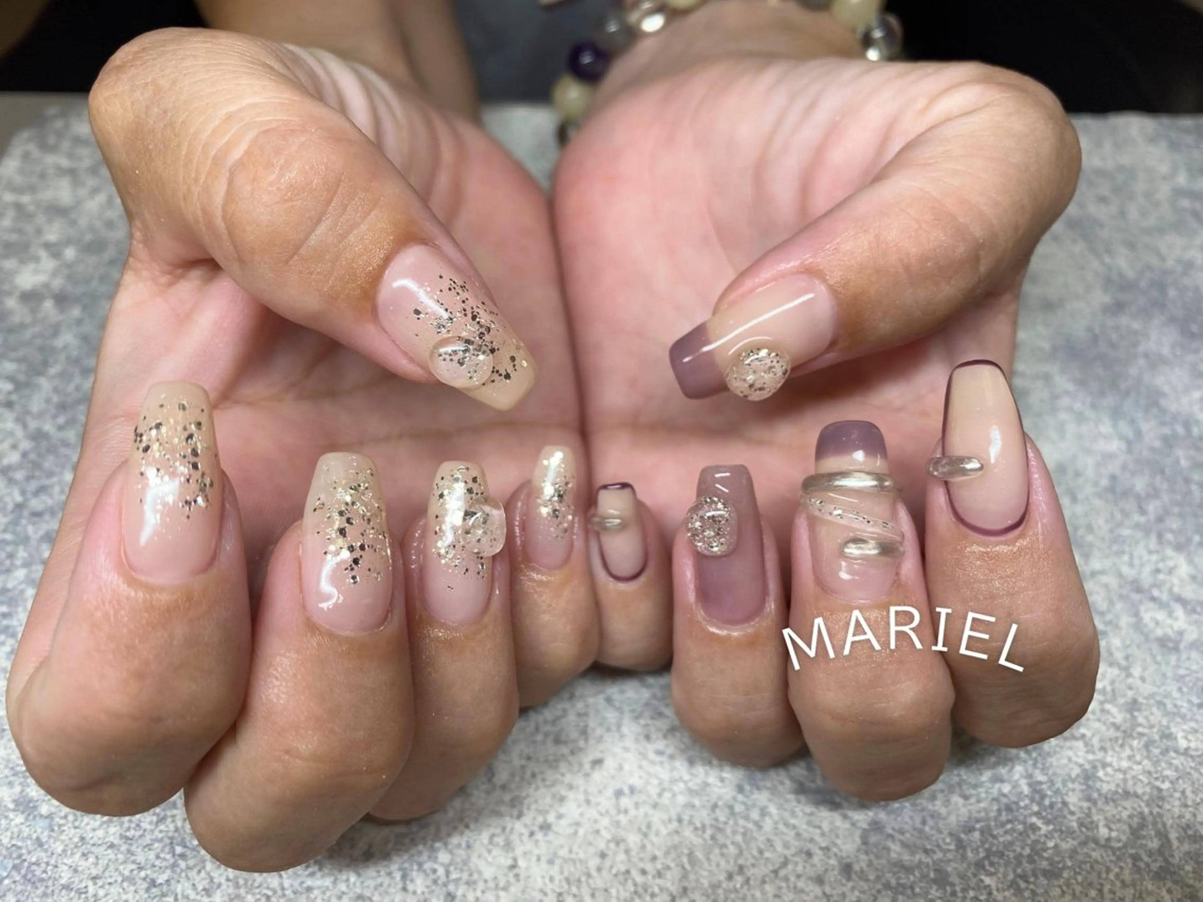ネイル ラメ(グリッター) オフィスネイル ハンドネイル ネイルサロンMARIEL所属・nailist marieのネイルデザイン