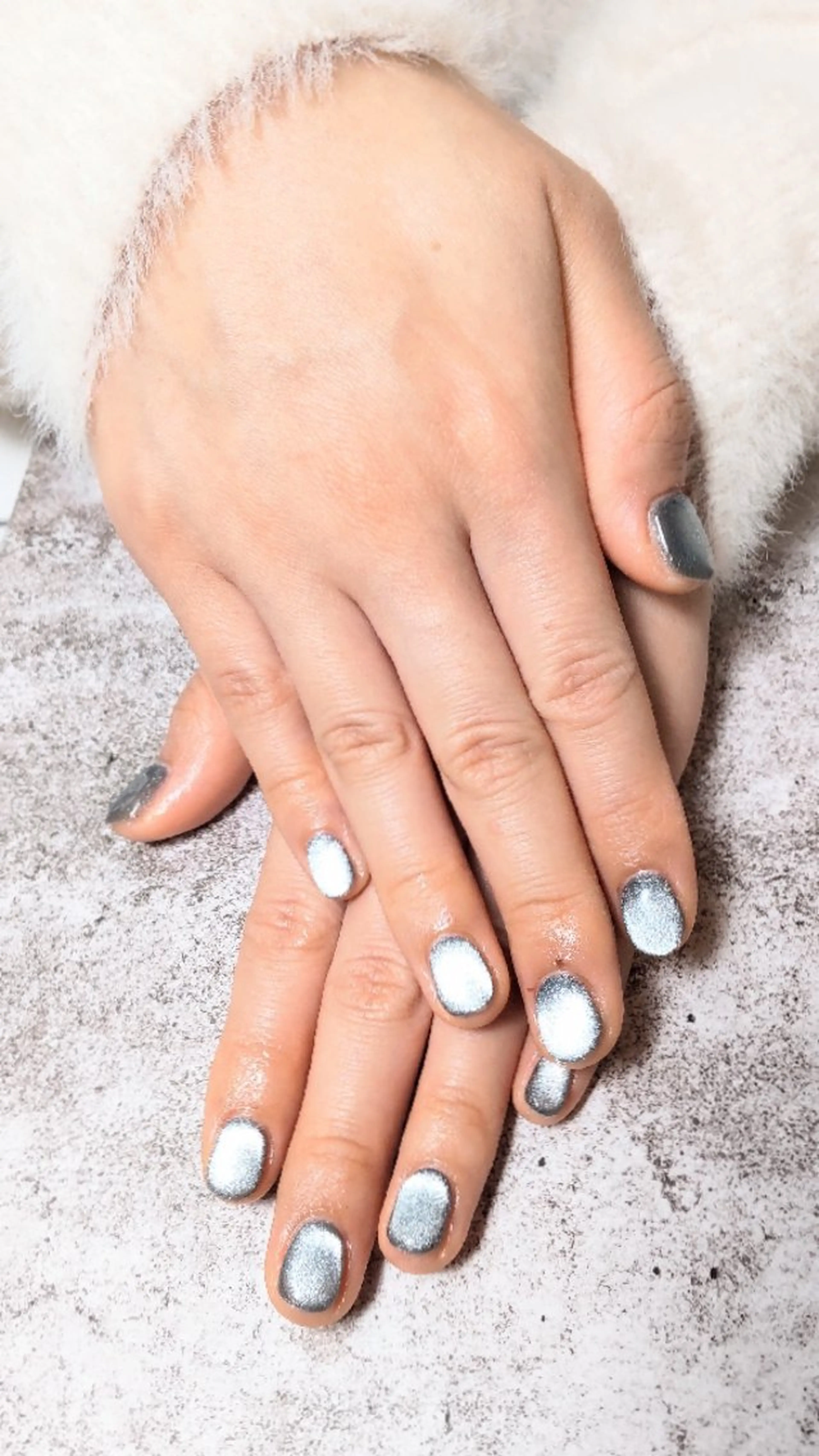 ネイル ブルー キラキラネイル マグネットネイル ハンドネイル MIURA* HIROKOのネイルデザイン