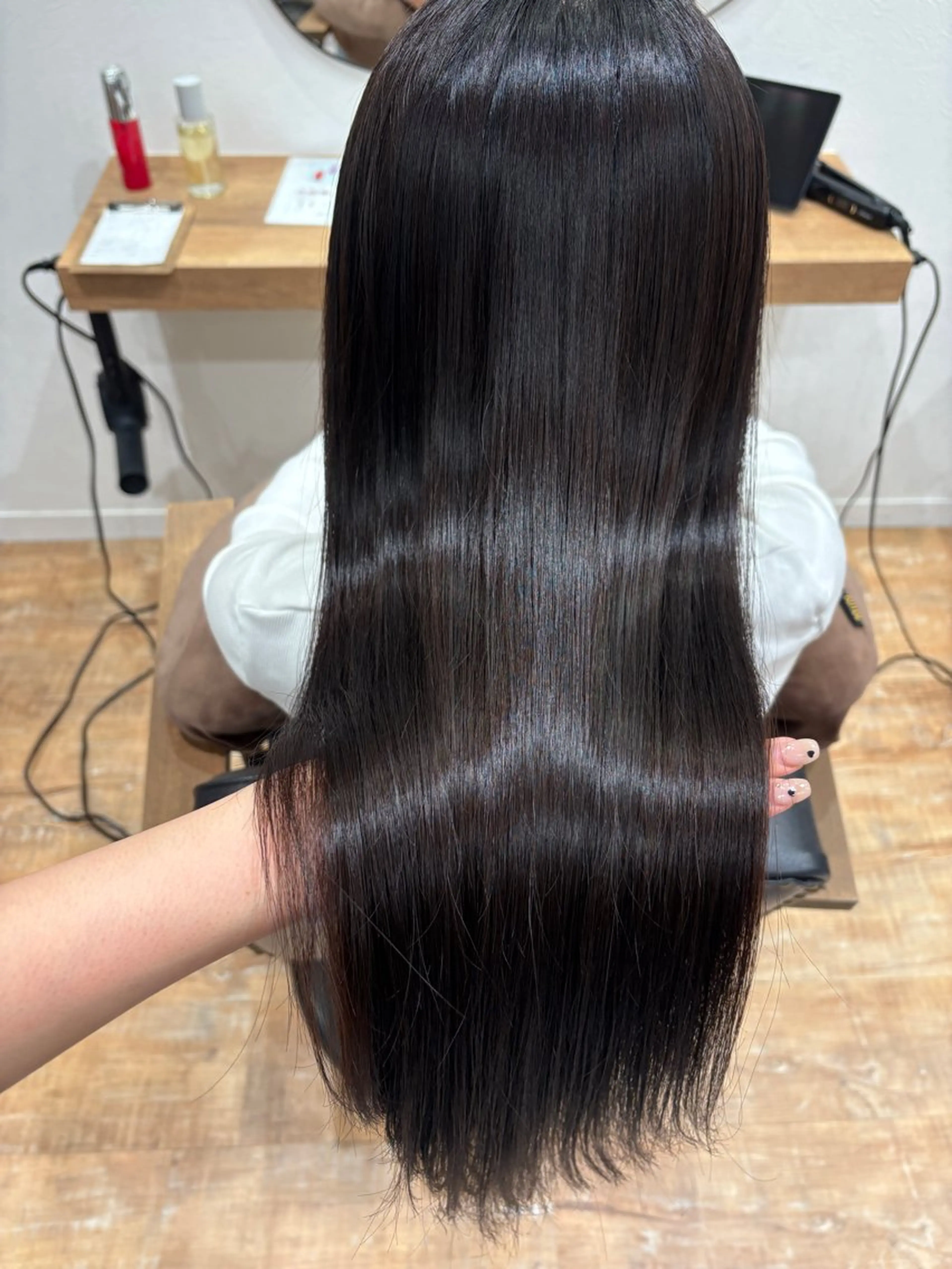 ロング 縮毛矯正 ピンクカラーアレンジ 🩷AYANA🩷のヘアスタイル