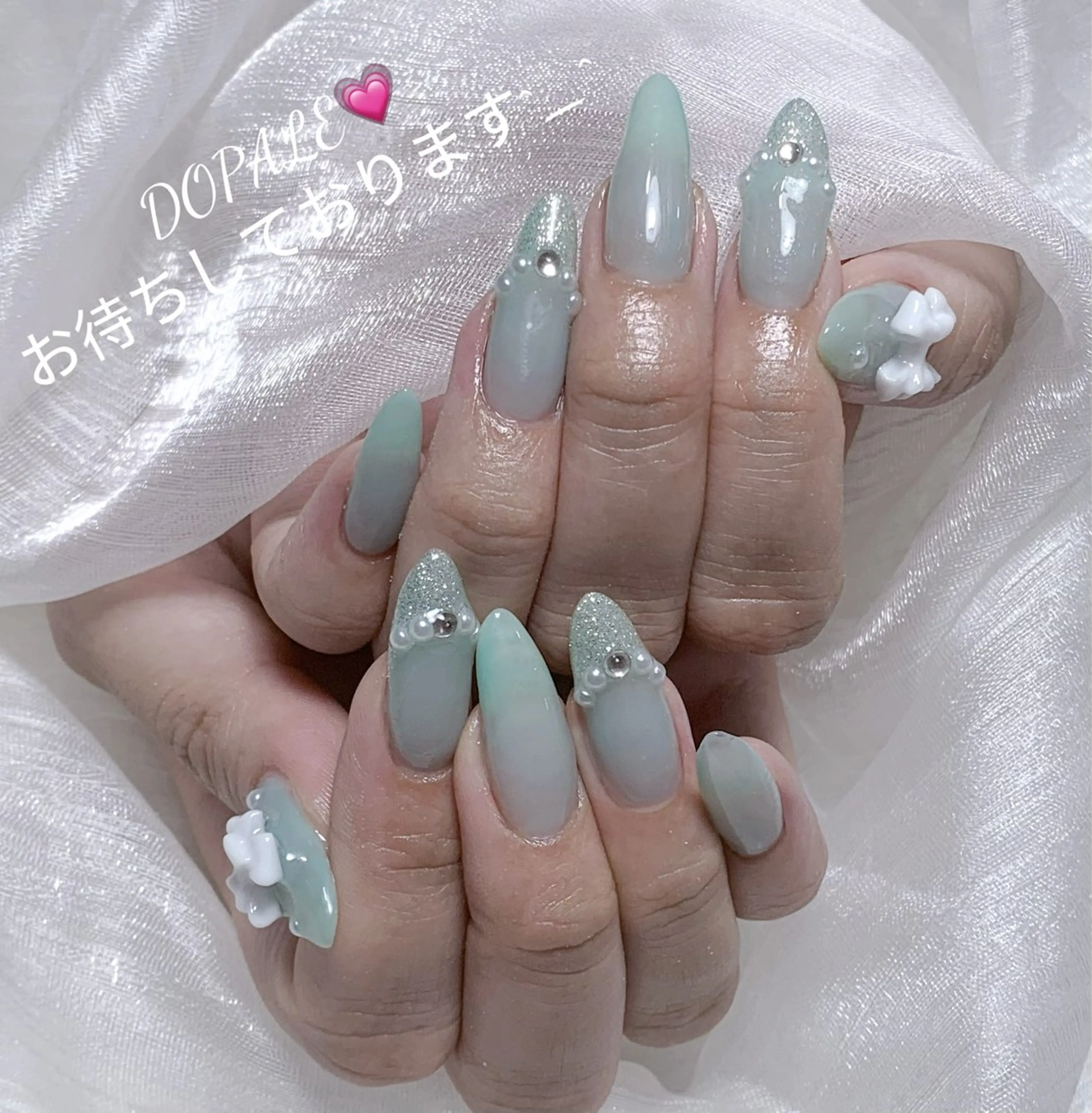 ネイル U·Mi nail salon所属・U·Mi 容のネイルデザイン