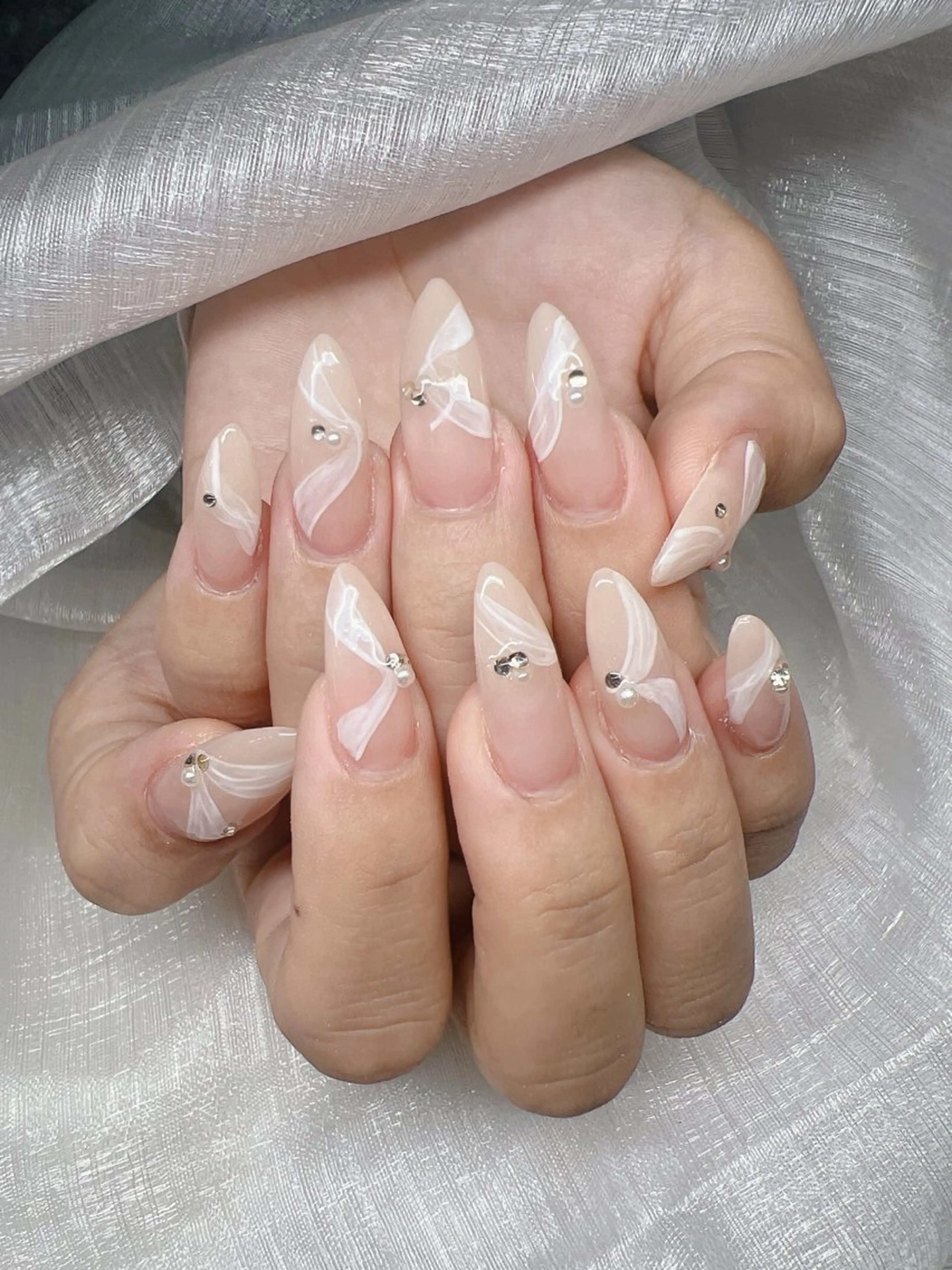 ネイル 長さ出し グラデーション 卒業式 キラキラネイル マグネットネイル ハンドネイル Lee Nails チップ長さだし専門店のネイルデザイン