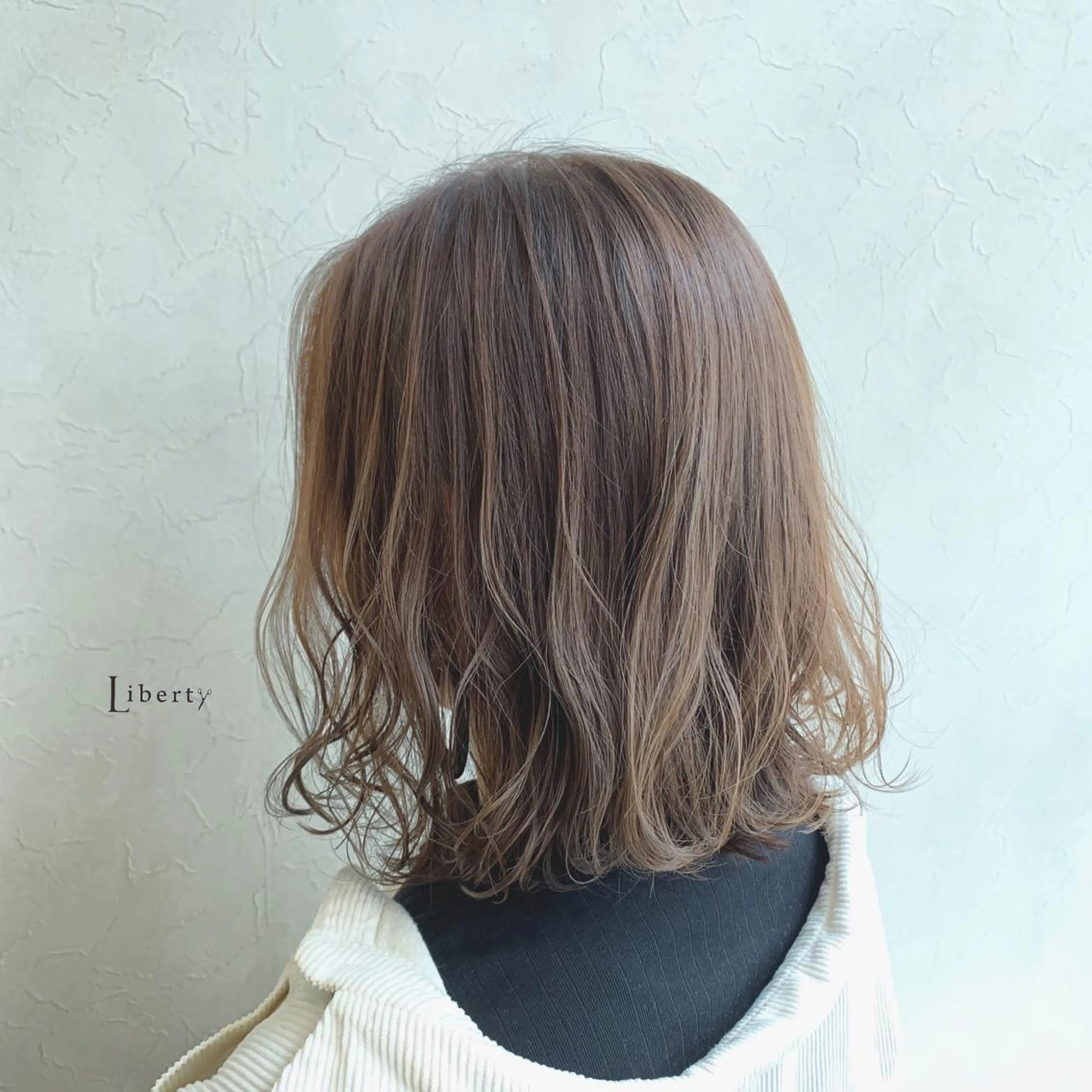 ミディアム カラー イルミナカラー スターダスト ヘアカラー トリートメント Liberty 店長 TAJIMAのヘアスタイル