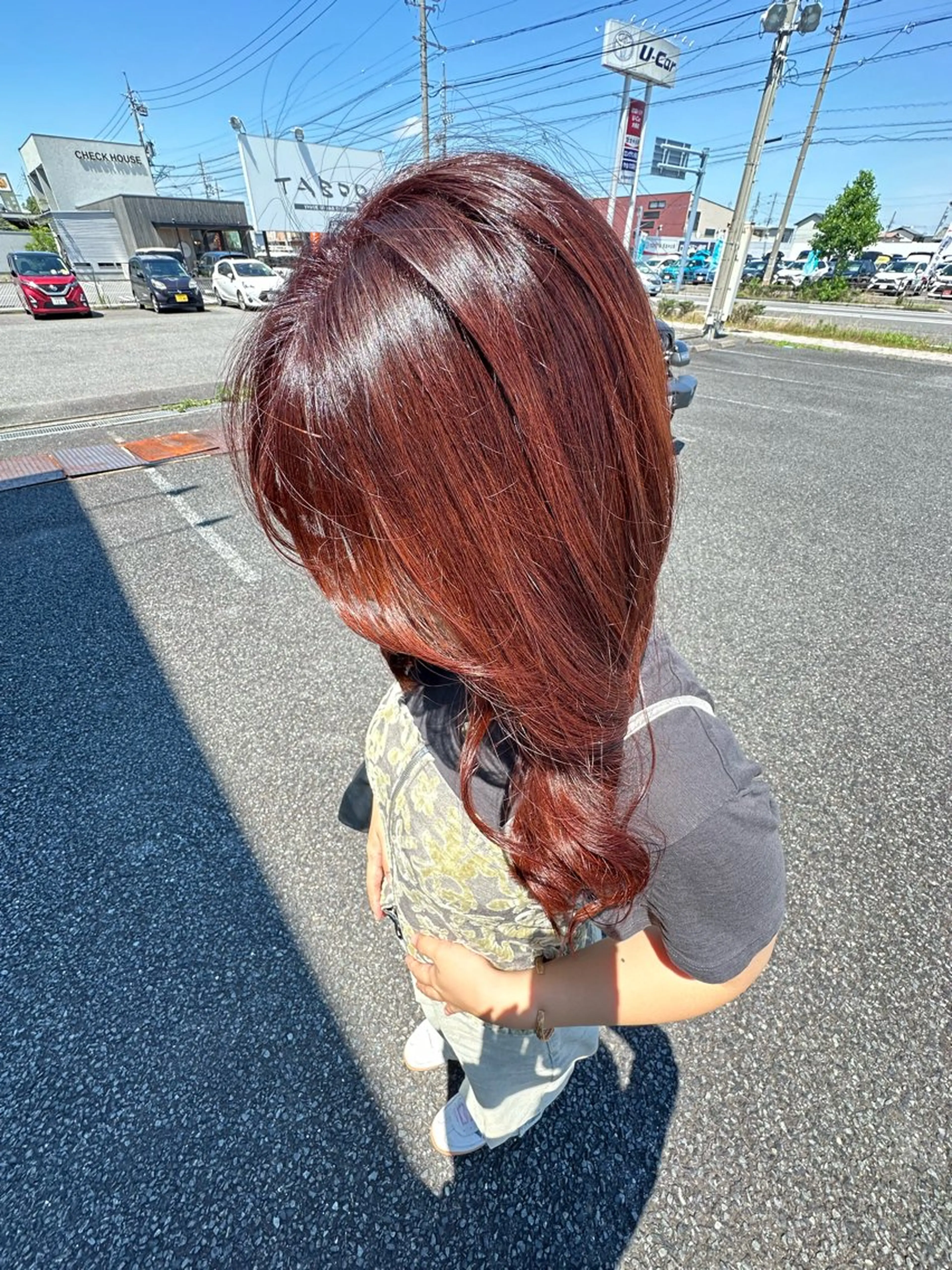 カラー ブリーチ 町田 里奈のヘアスタイル