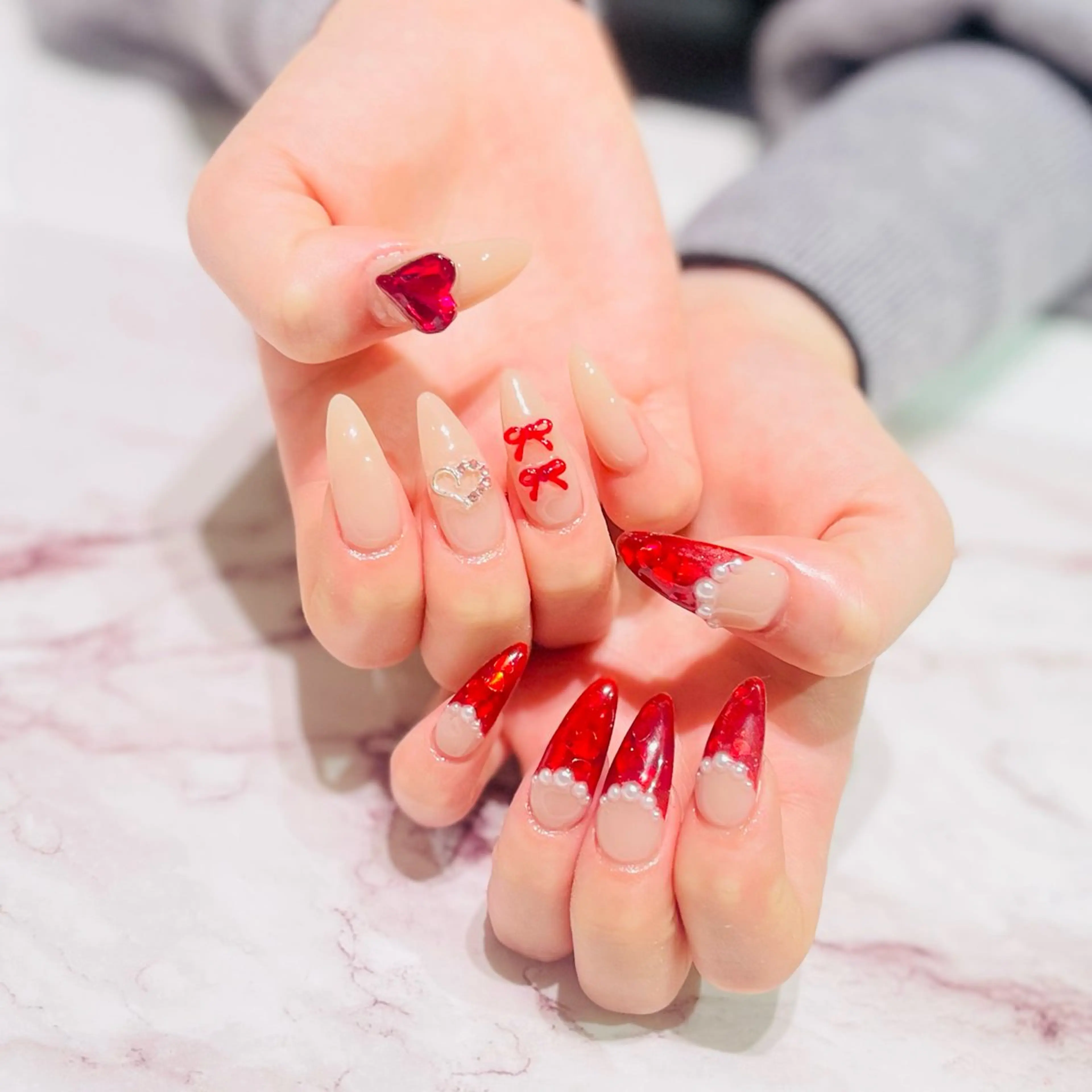 ネイル ハンドネイル Hair removal & Beauty salon Produce by Lucia所属・nail salon Luciaのネイルデザイン