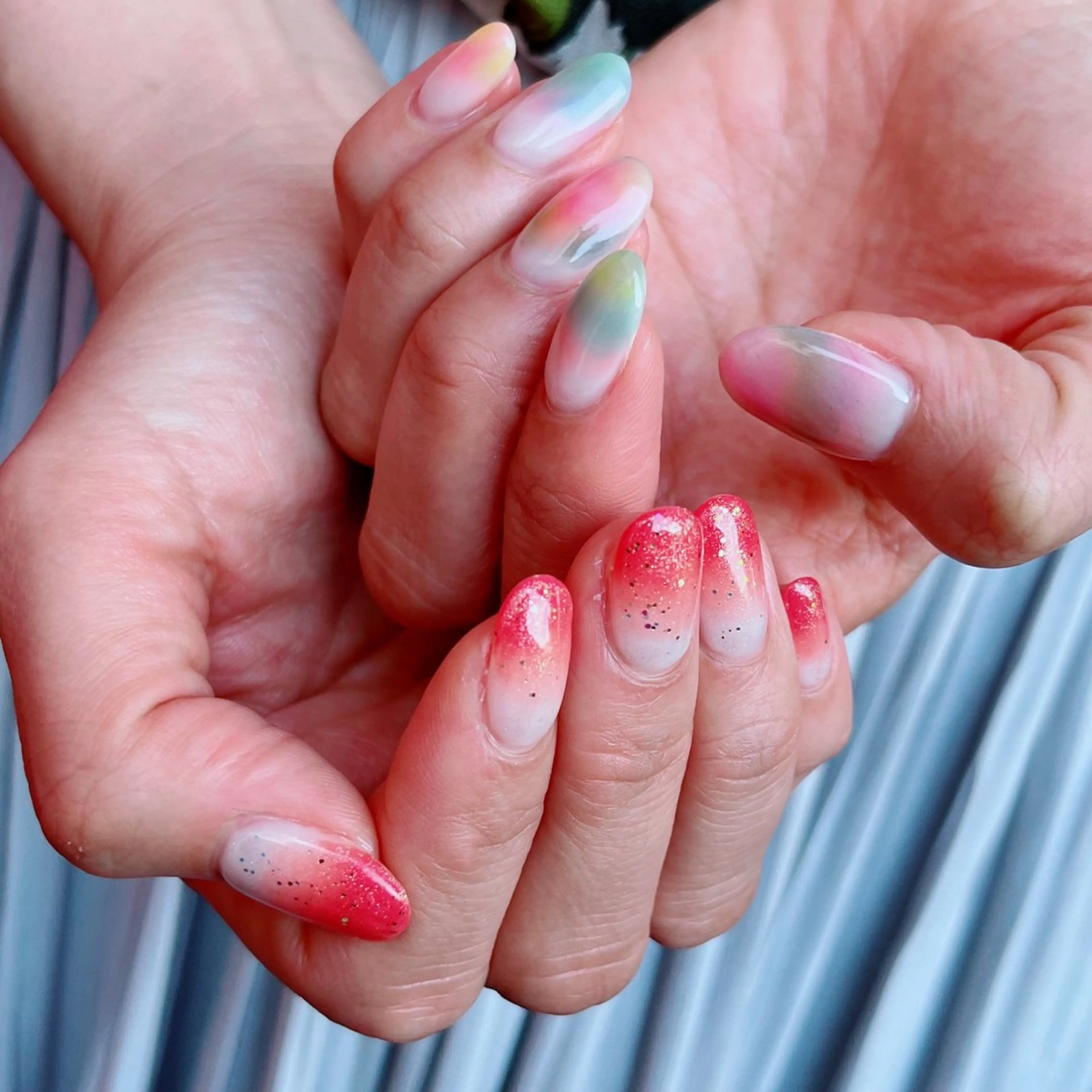 ネイル ゴールド グラデーション ラメ(グリッター) ruirui.naildesign所属・RUI ☆のネイルデザイン