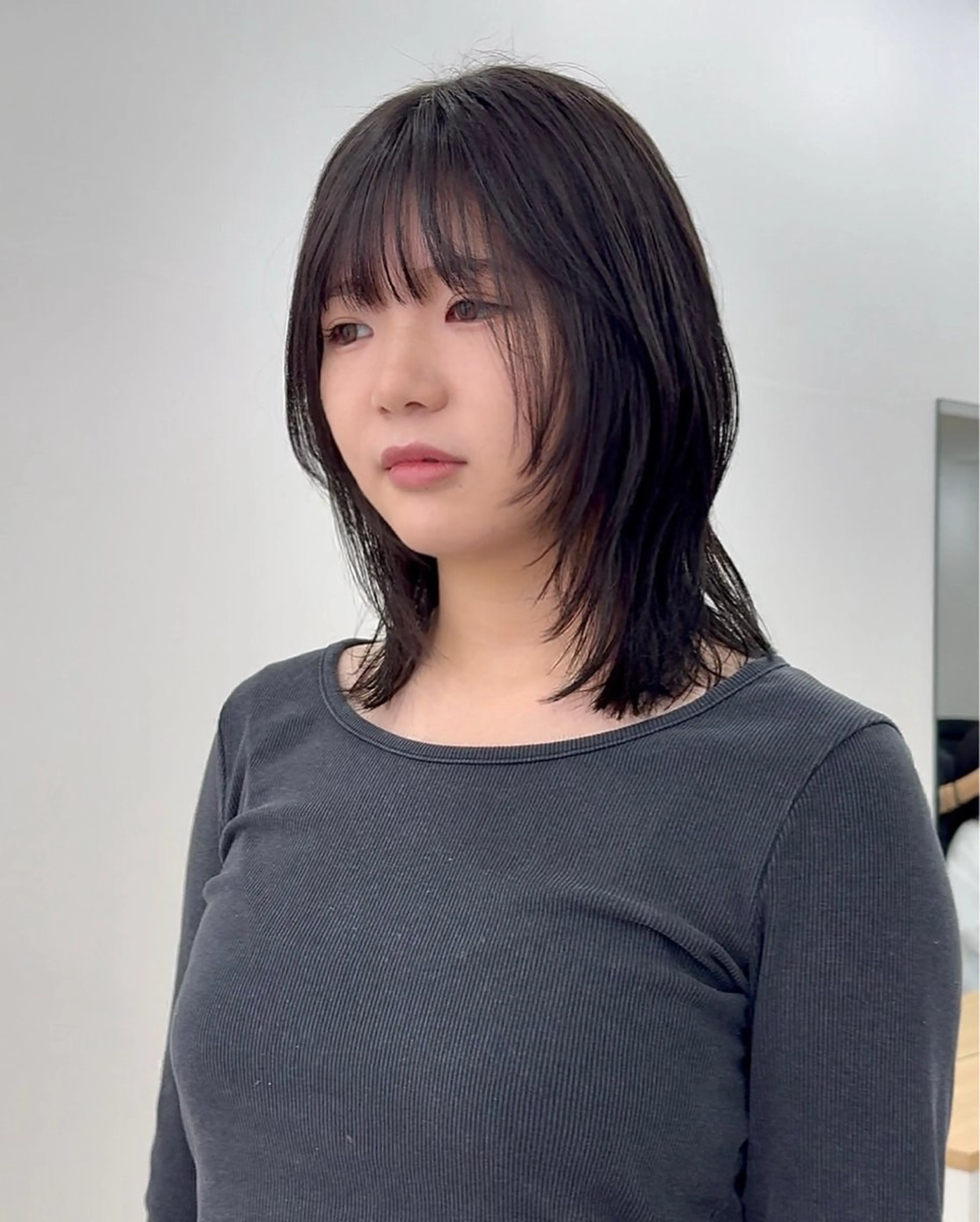 ミディアム レイヤーカット milu所属・mayu .のヘアスタイル