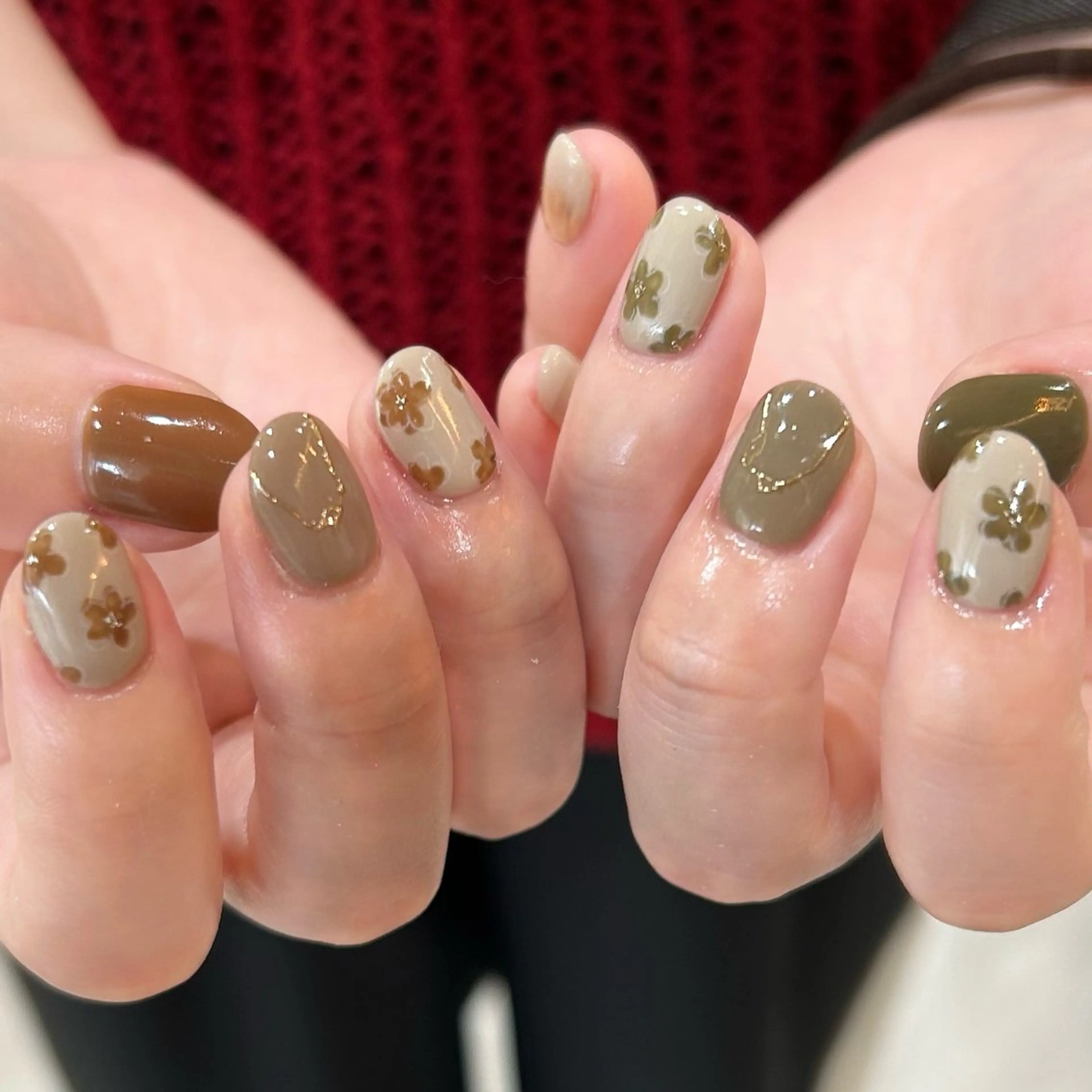 ネイル ミラーネイル ハンドネイル shio ♡ 11月分予約受付中のネイルデザイン