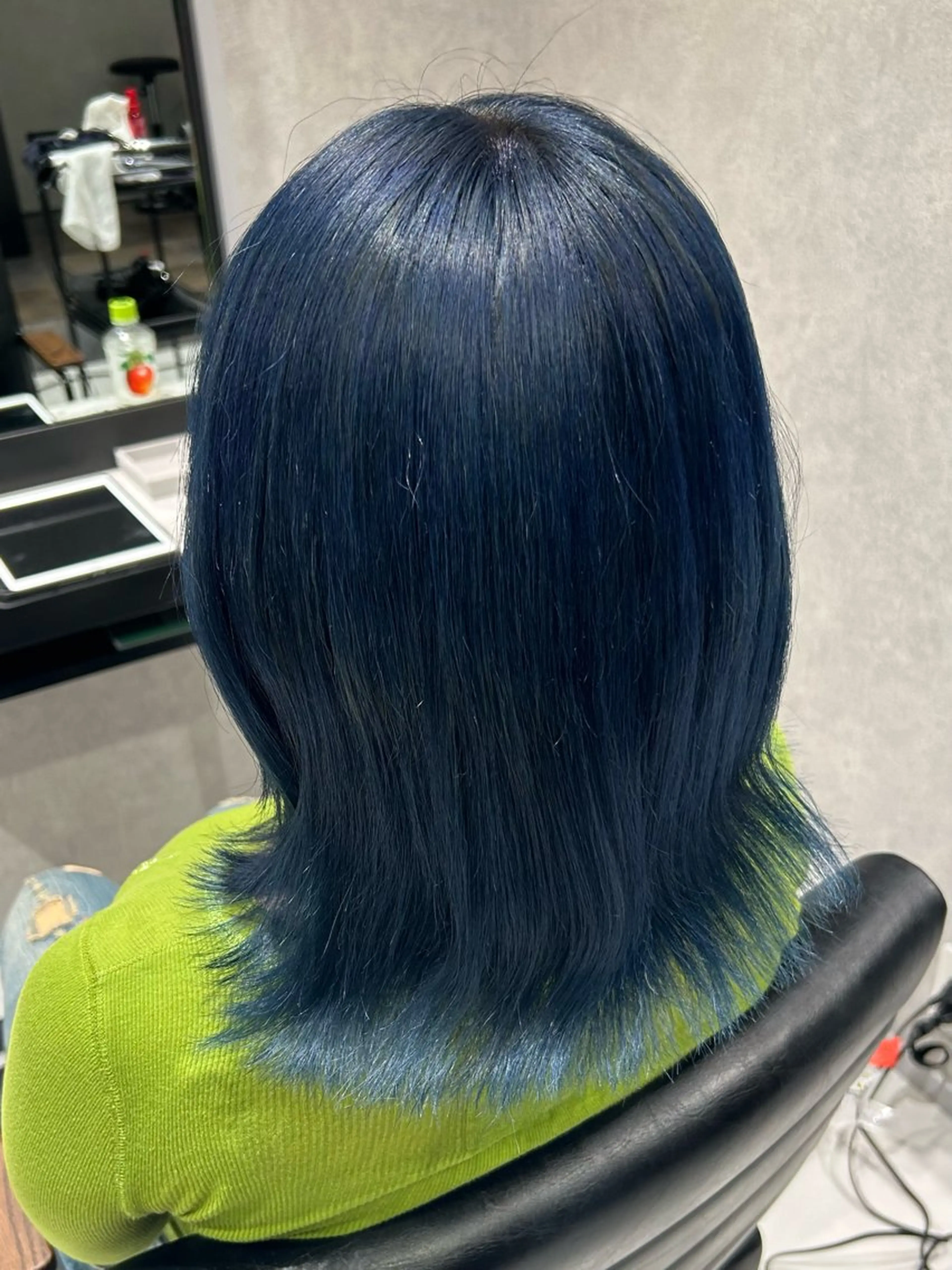 カラー 透明感カラー🩵 束感まつげ🪼海月のヘアスタイル