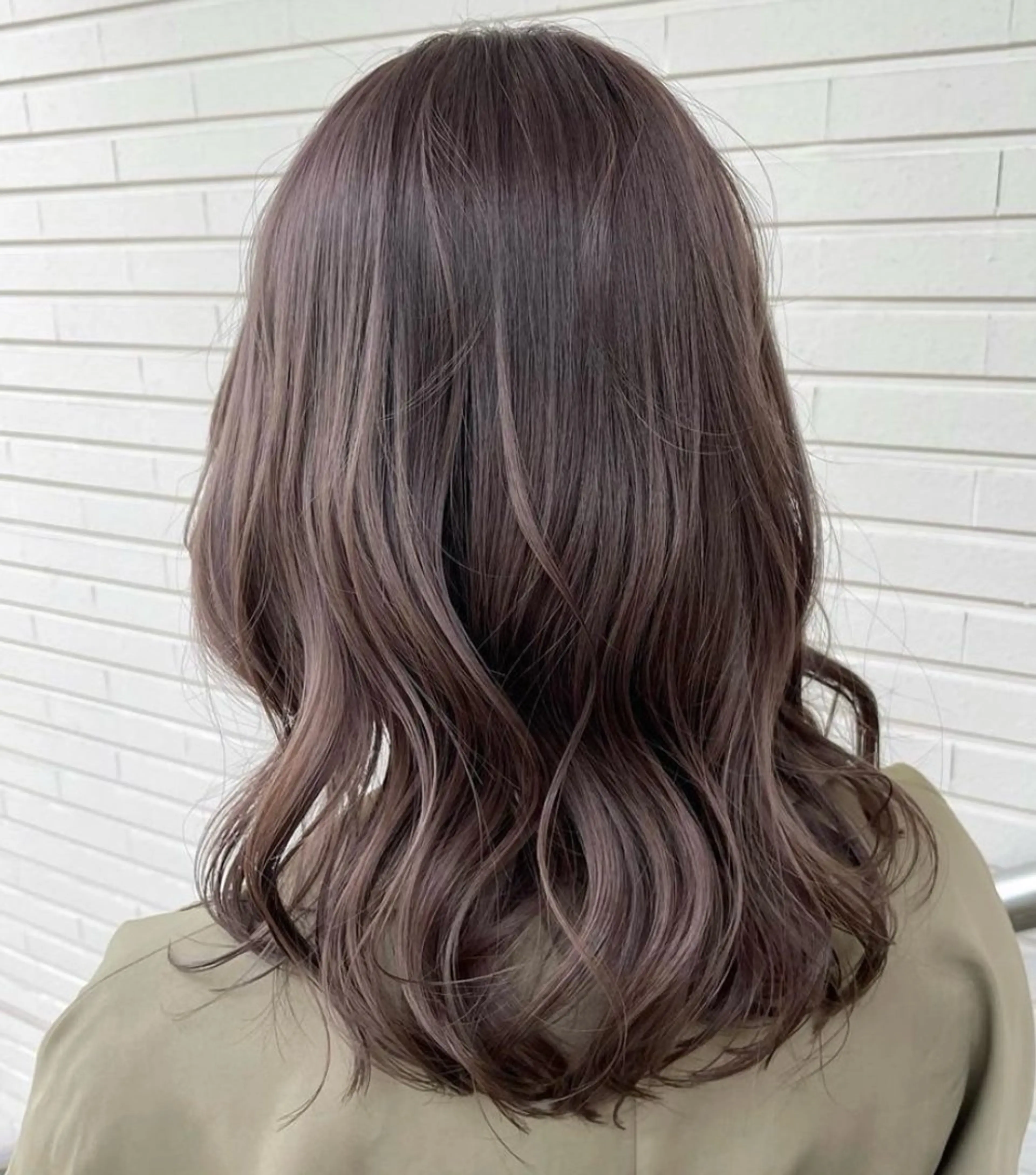 ミディアム ヘアカラー 今 ちあきのヘアスタイル