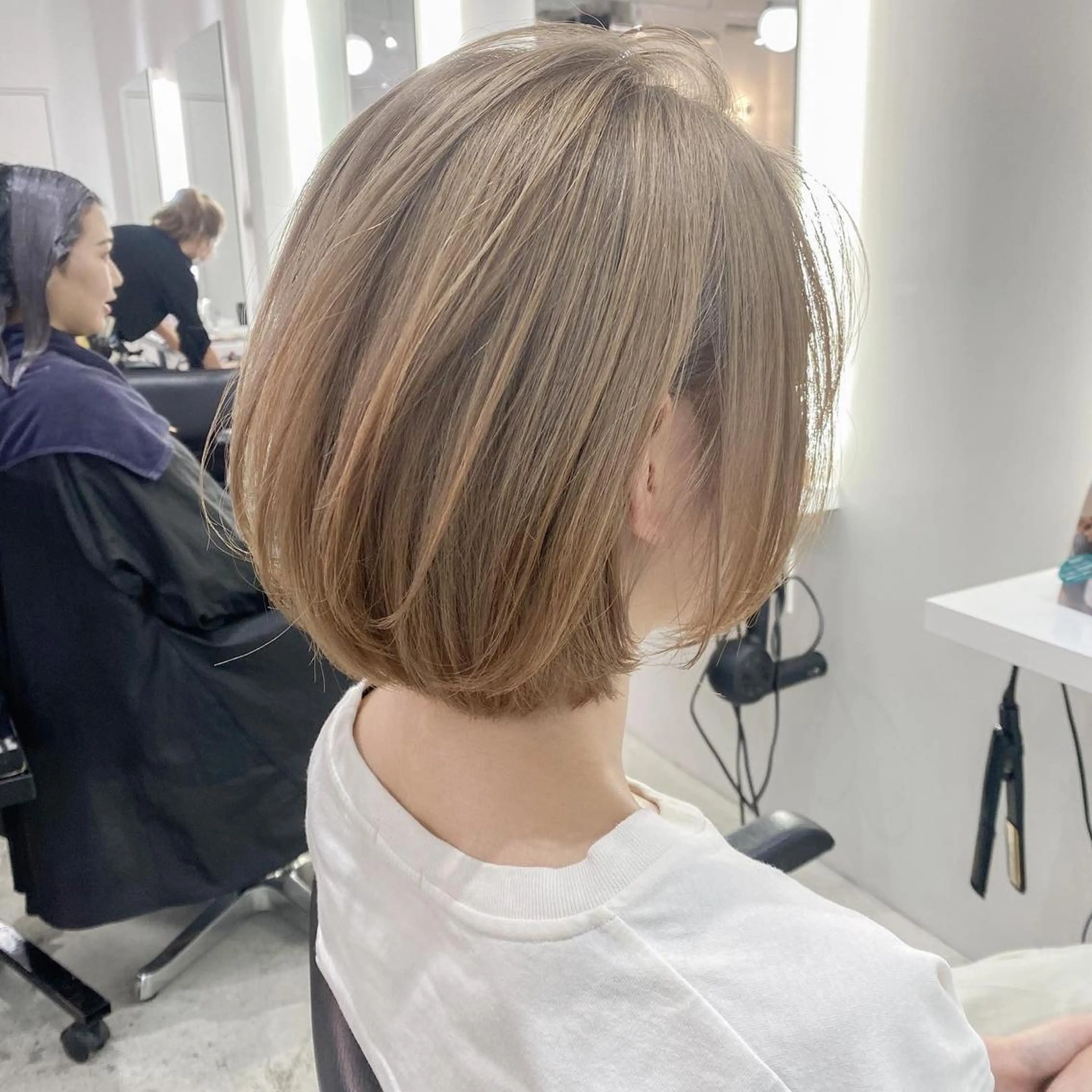 ショート カラー カット ヘアカラー トリートメント 海外デザイン🇺🇸 石渡諒太のヘアスタイル