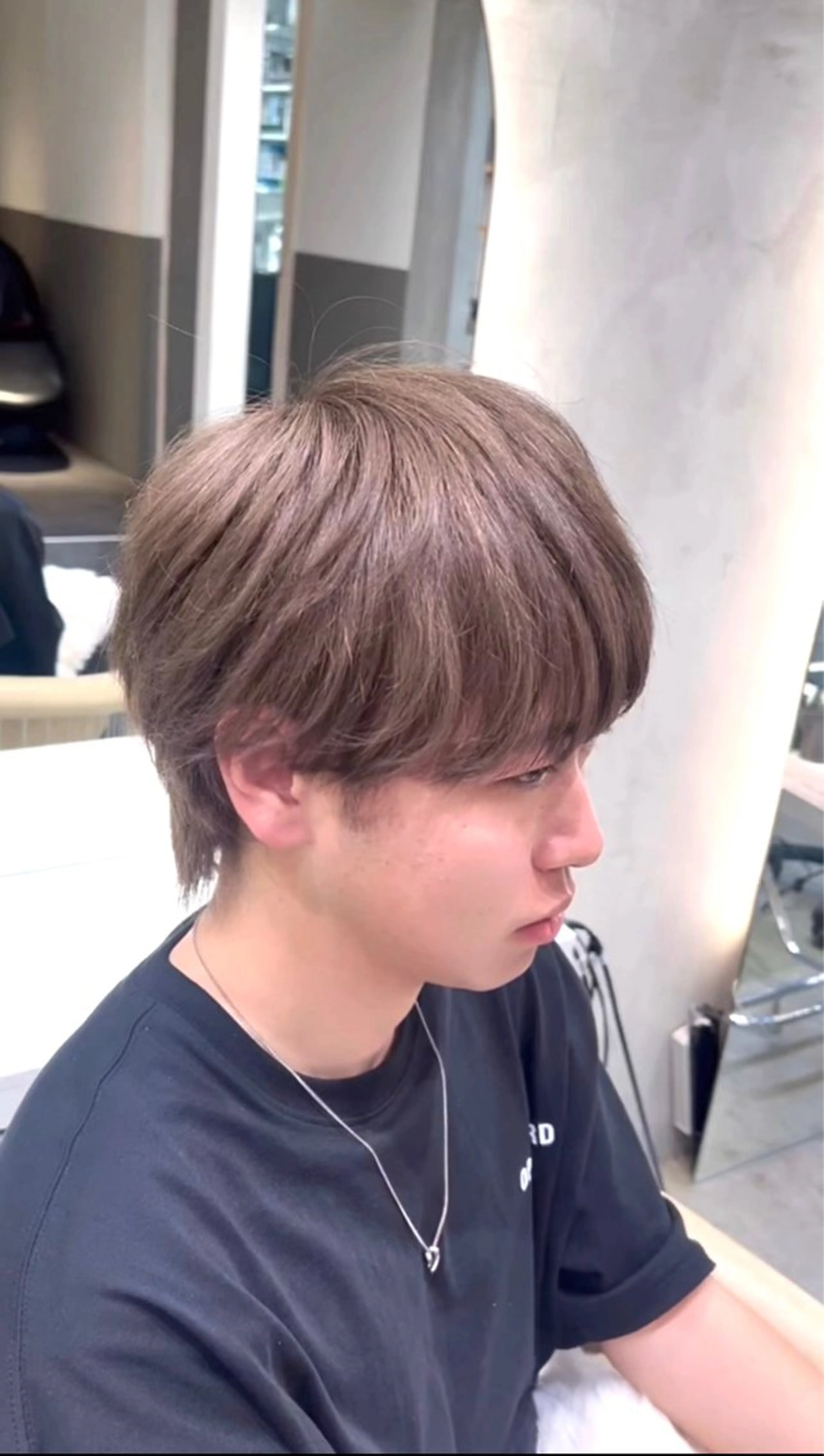 ショート カラー ブリーチ ハイトーンカラー 宮嶋 蓮のヘアスタイル