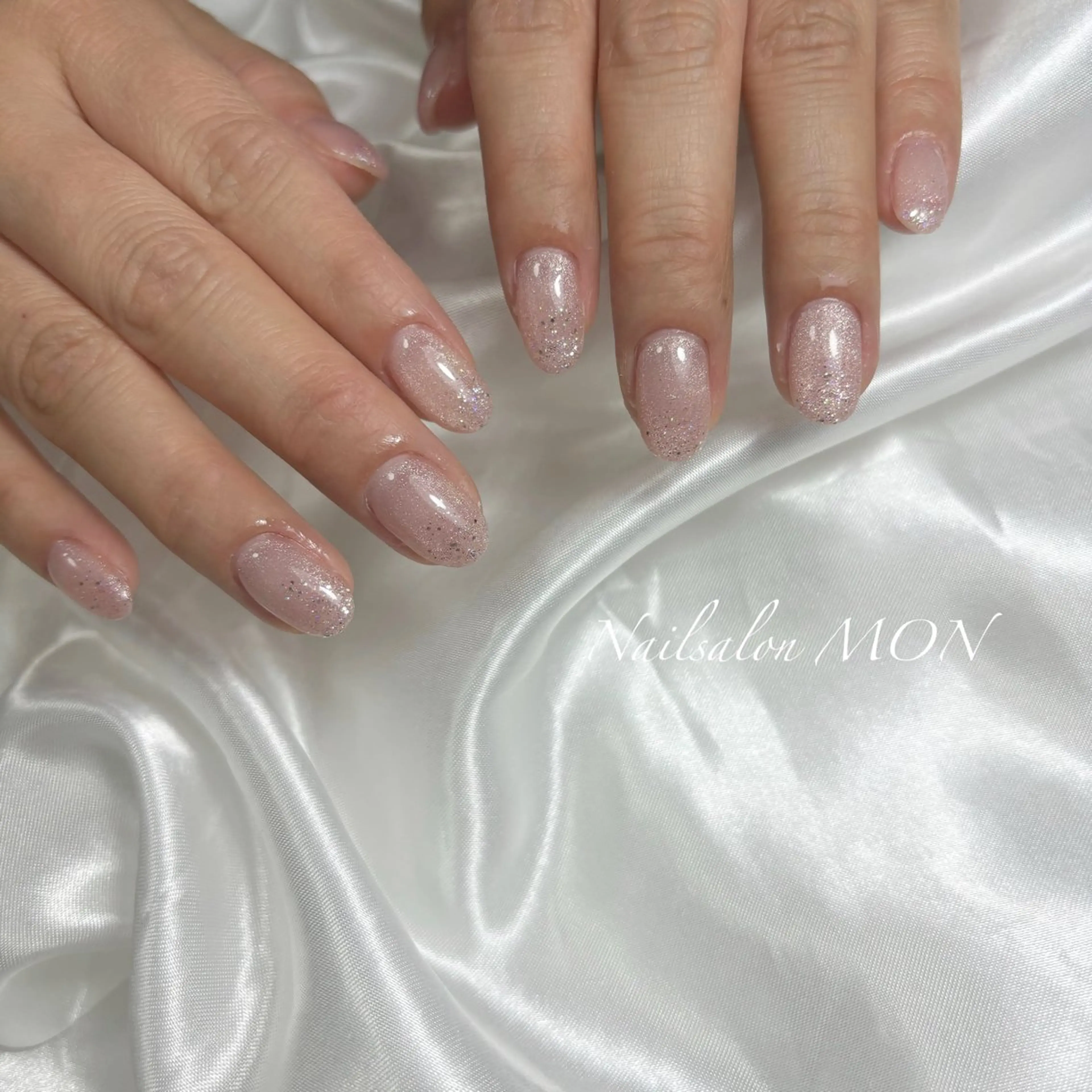 ネイル マグネットネイル ハンドネイル Nailsalon MONのネイルデザイン