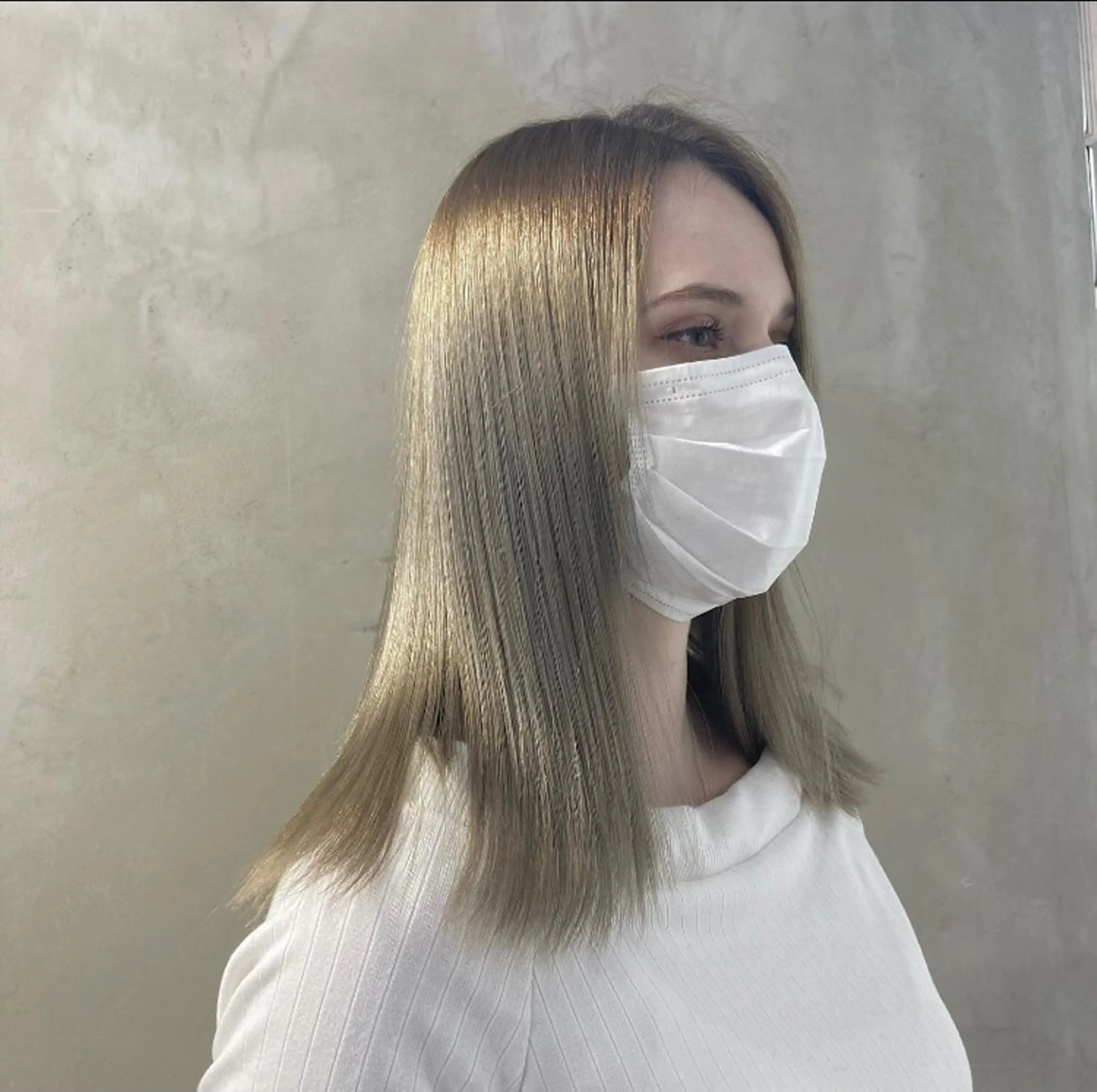 ミディアム カラー ヘアカラー トリートメント 渋谷🎨ブリーチ特化 ×エクステ🎨レンのヘアスタイル