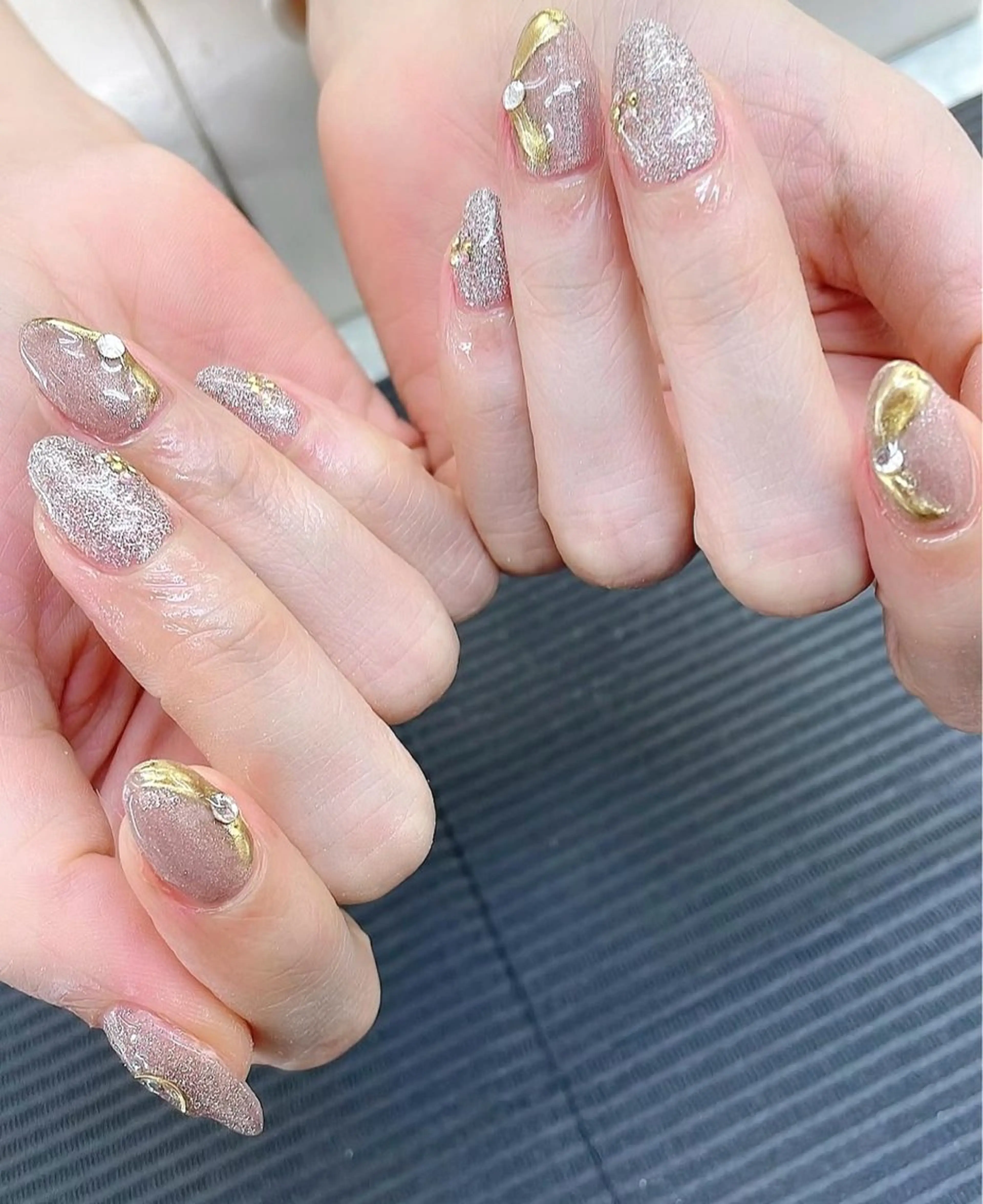 オフィスネイル 定額デザイン(オフ、ドライケア込)の写真