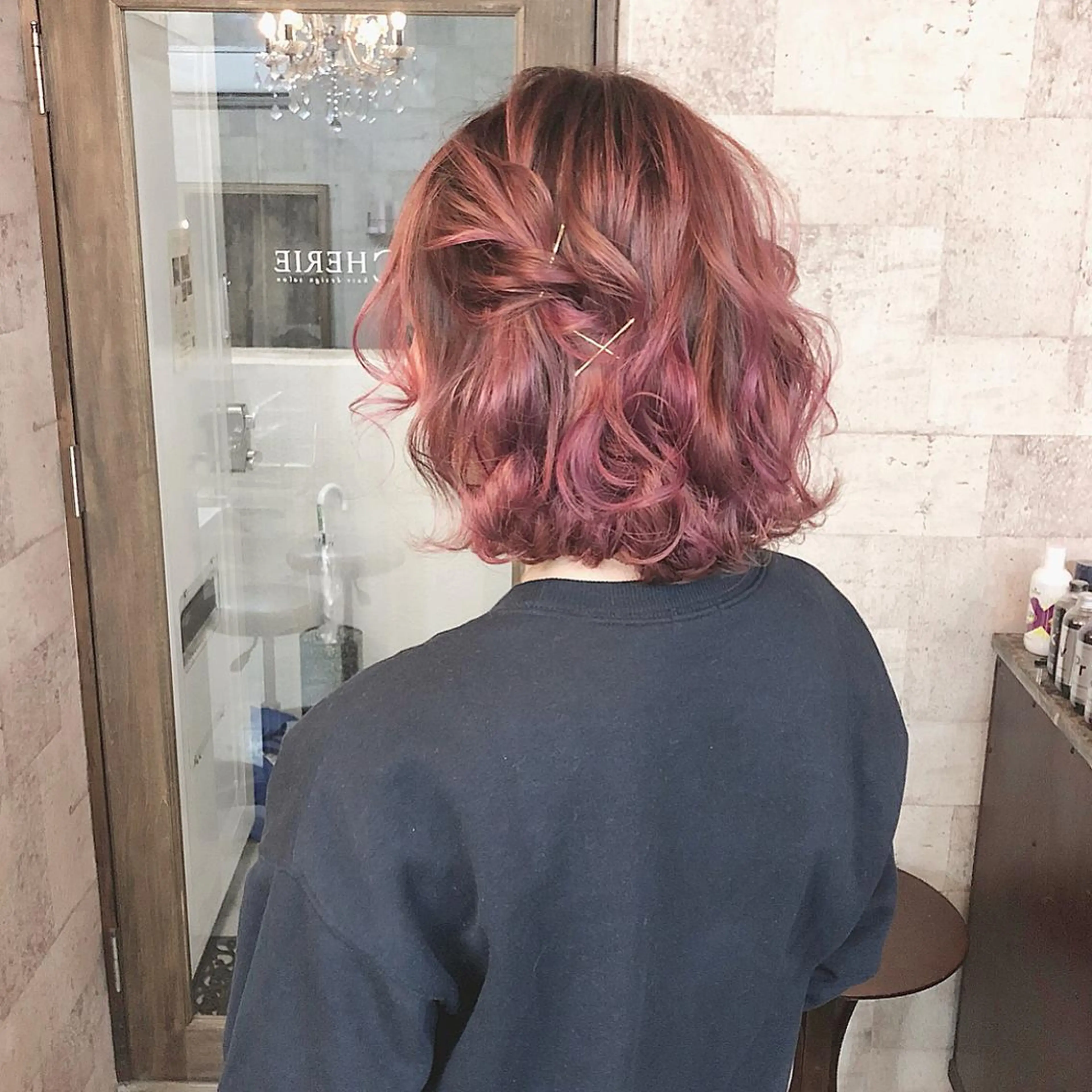 ミディアム カラー ヘアアレンジ ピンクカラー autre所属・大久保 ひでなりのヘアスタイル