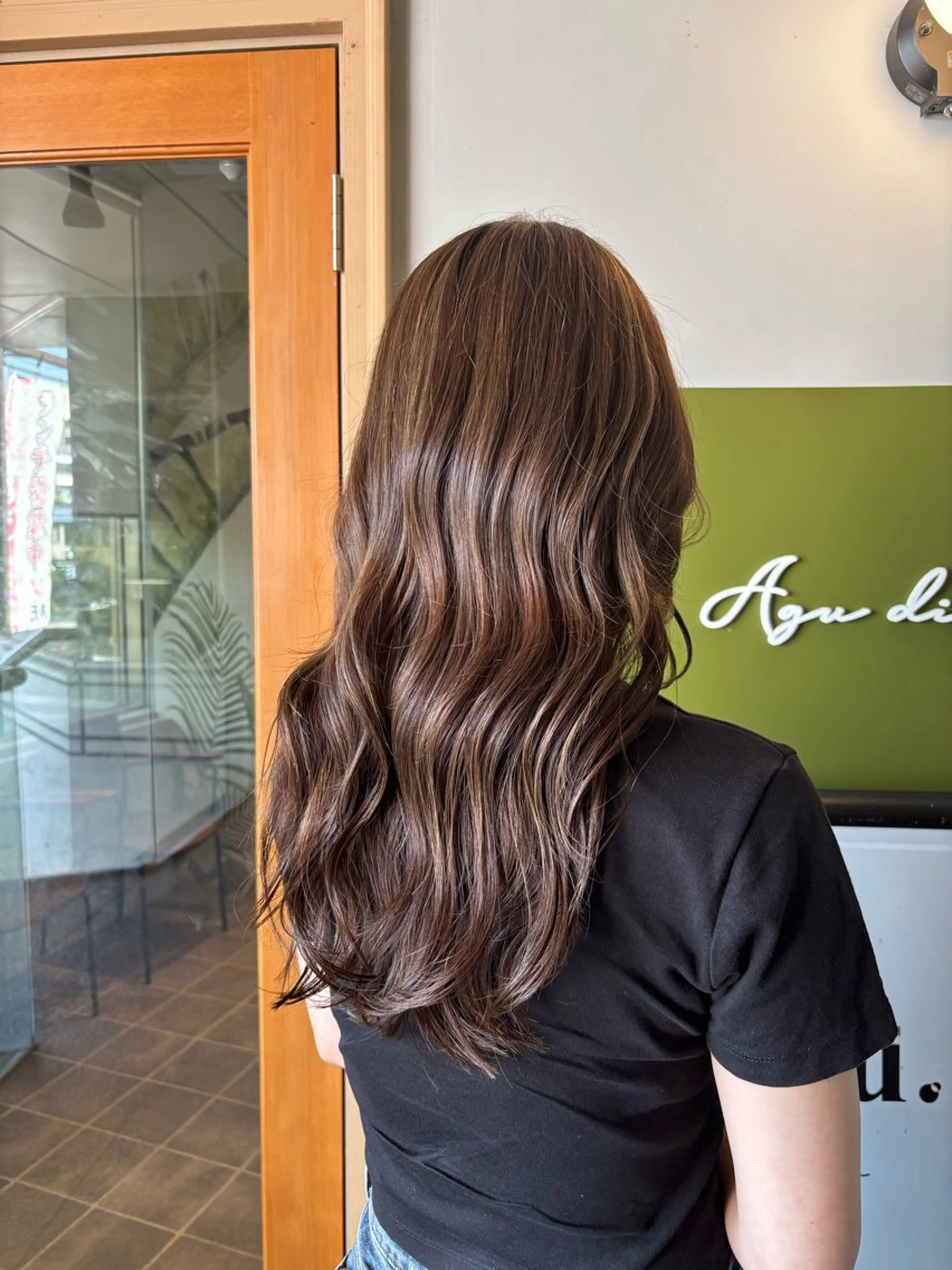 ロング カラー ハイライトカラー ハイライト Agu 西台店 衣莉💫のヘアスタイル