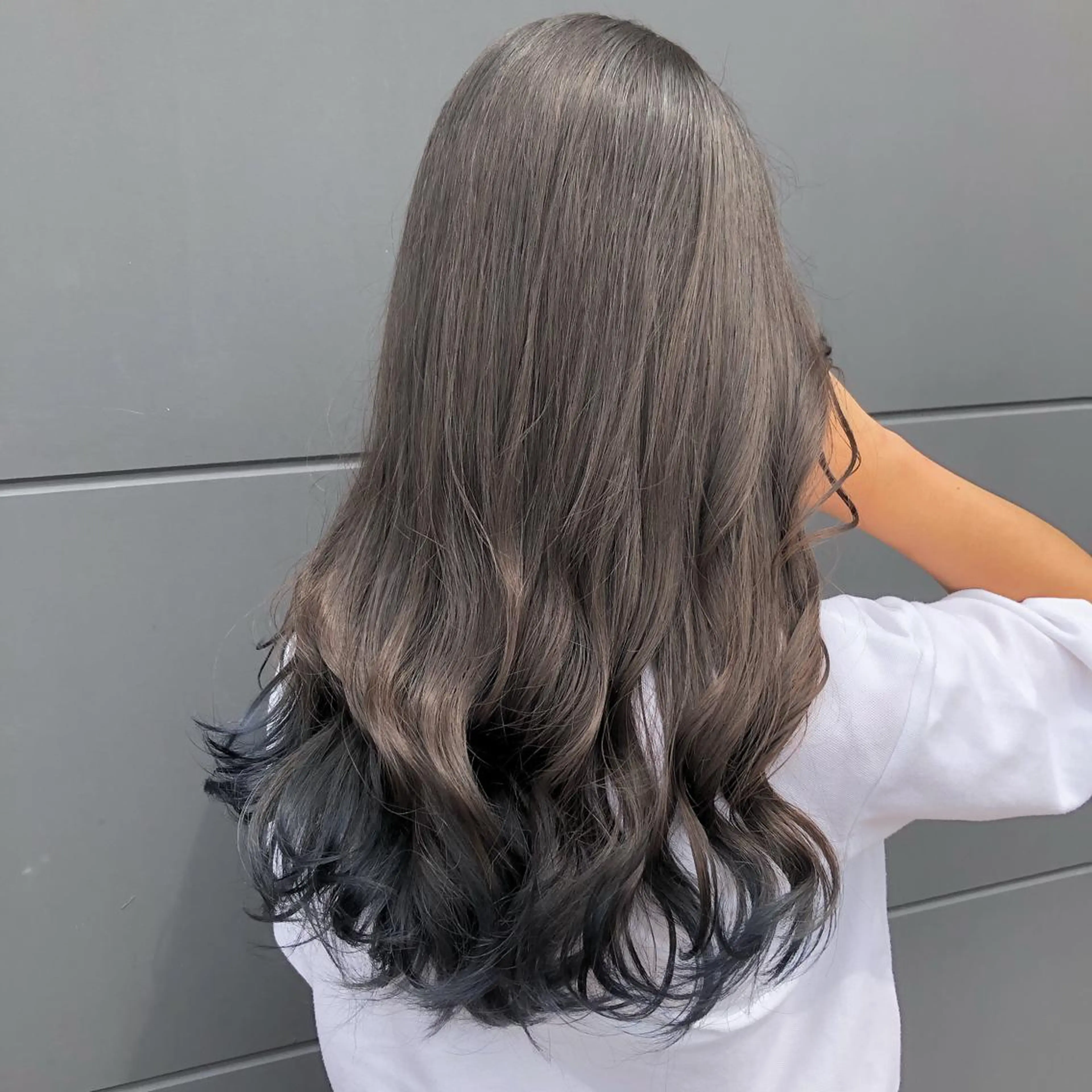 ロング カラー ヘアアレンジ 吉野 優子のマツエク・マツパデザイン